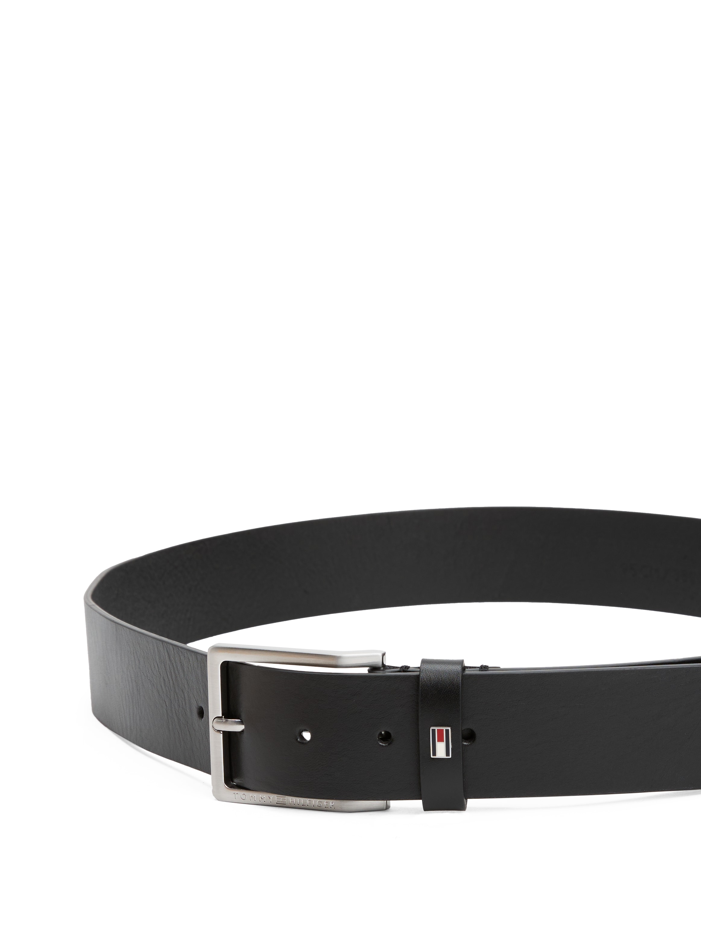 Tommy Hilfiger Ledergürtel »ADAN 3.5 EXT«, Metalllogopatch, Einfachdornschnalle