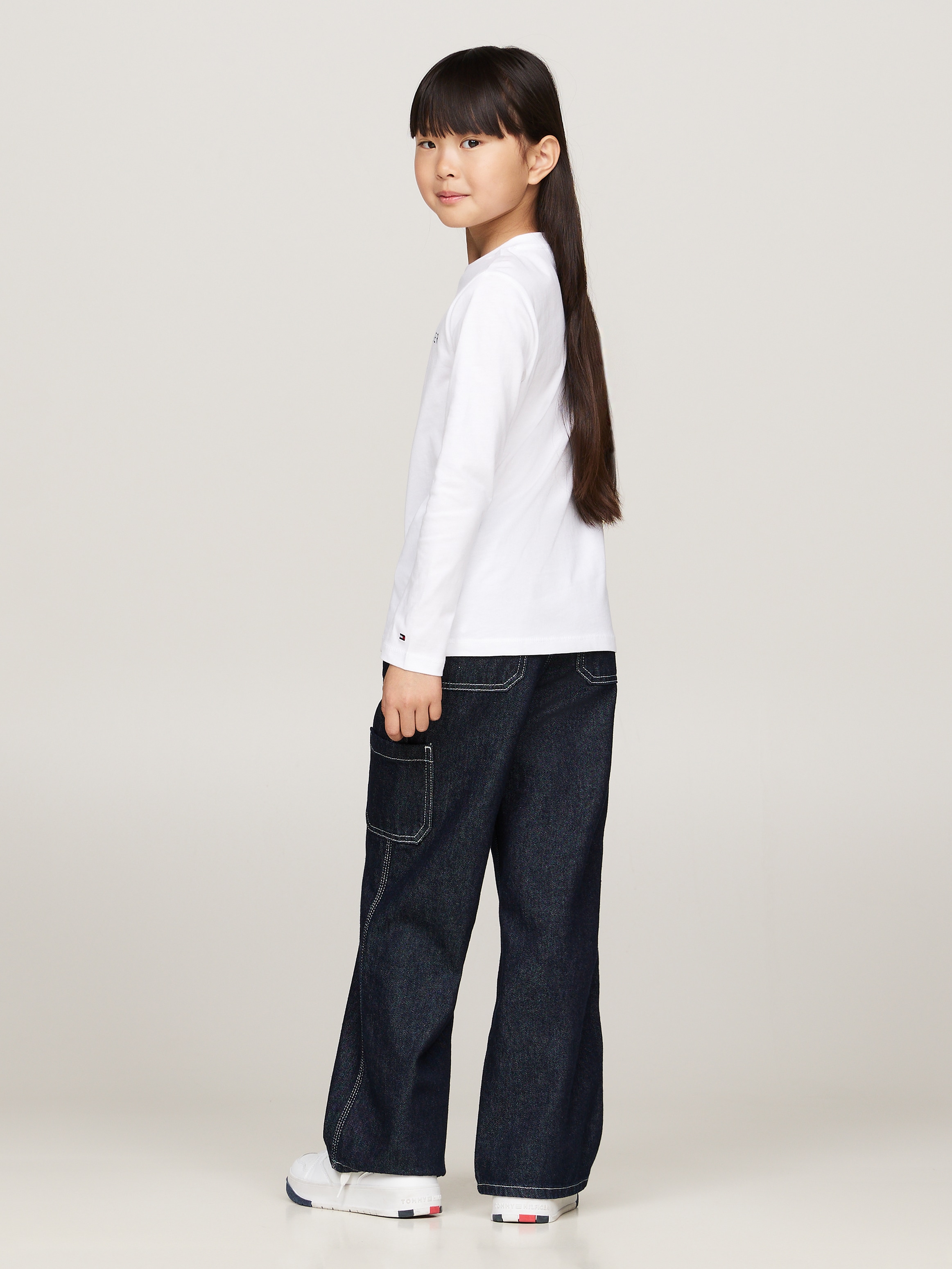 Tommy Hilfiger Langarmshirt »ESSENTIAL TEE L/S«, mit Logoschriftzug