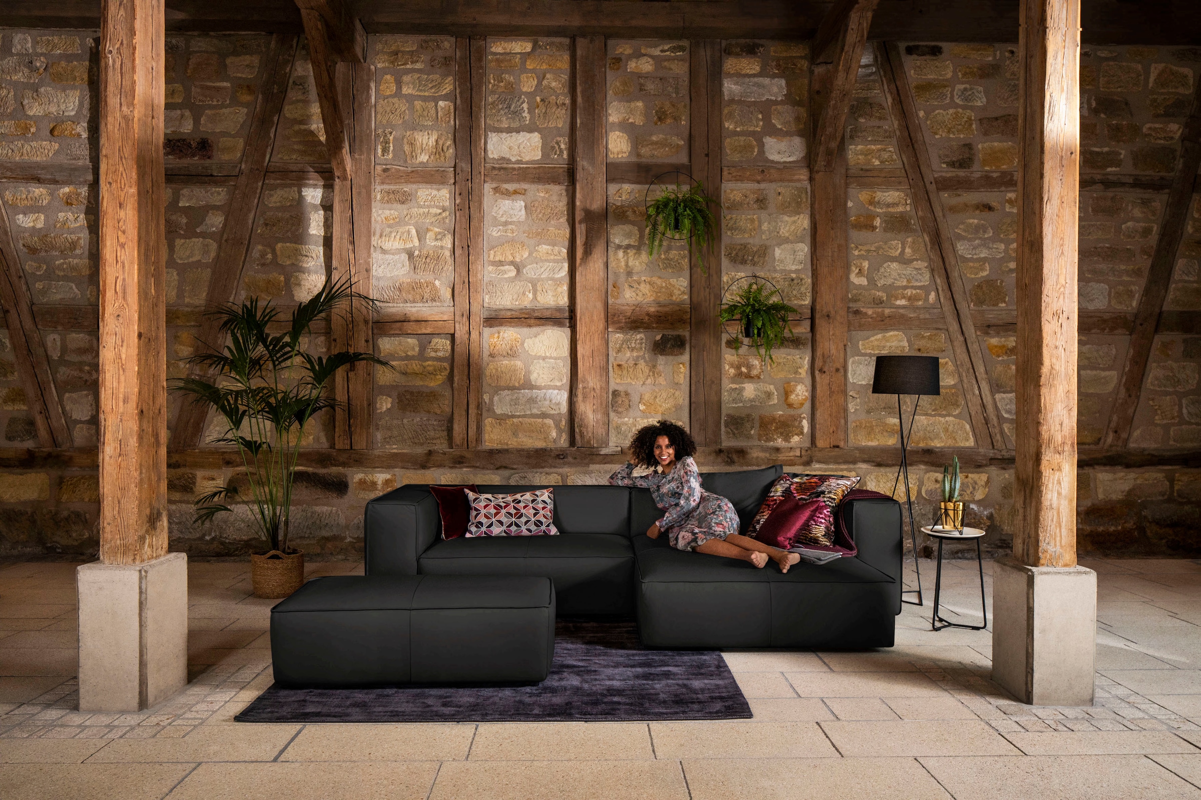 W.SCHILLIG Ecksofa »around-the-block, modern und elegant, bequem, L-Form« mit eleganter Biese, mit Federkern