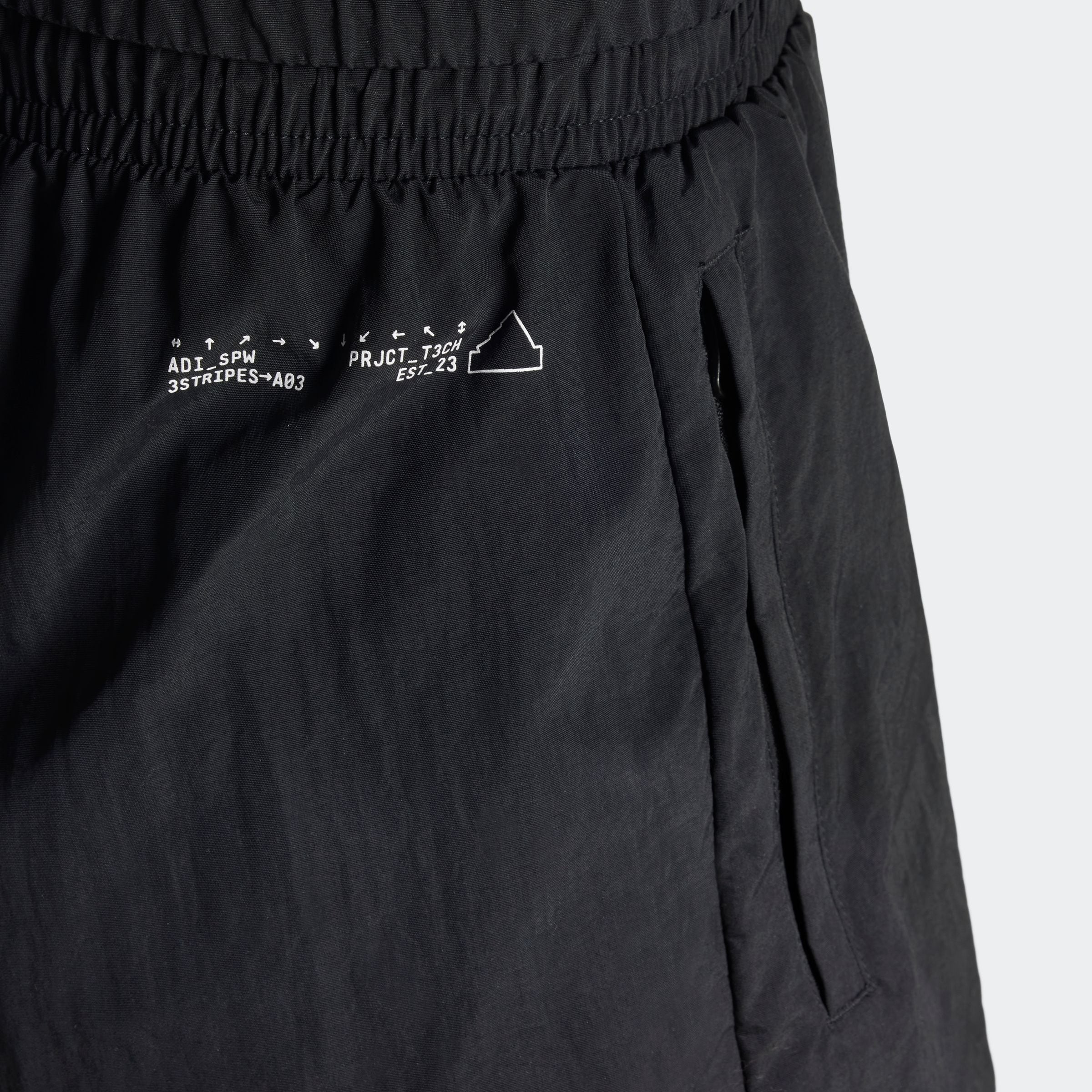 adidas Sportswear Shorts »W CE SHORT«, (1 tlg.)
