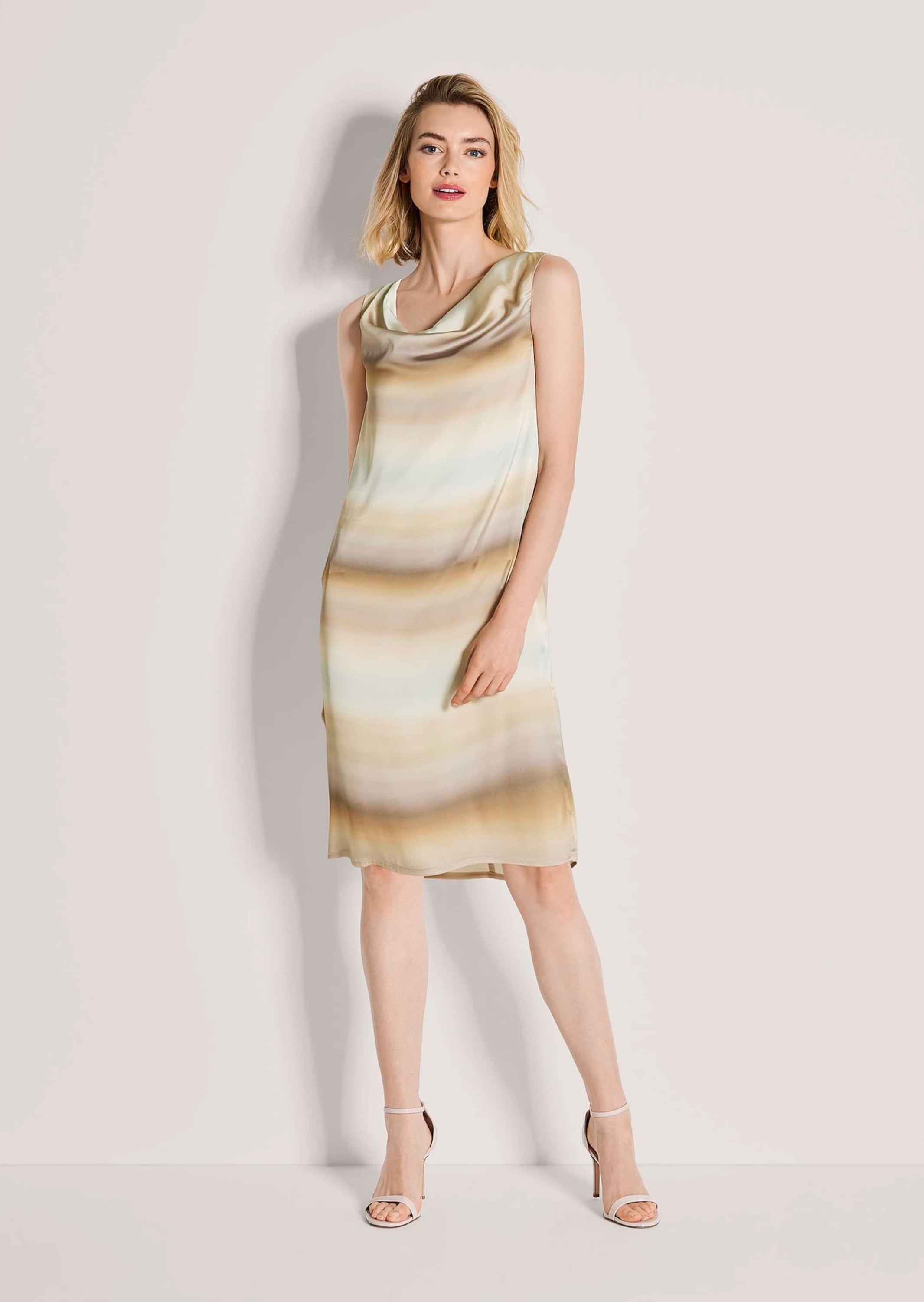 MADELEINE Sommerkleid »Satinkleid Viskosekleid mit Aquarell-Print« Fließendes Farbspiel