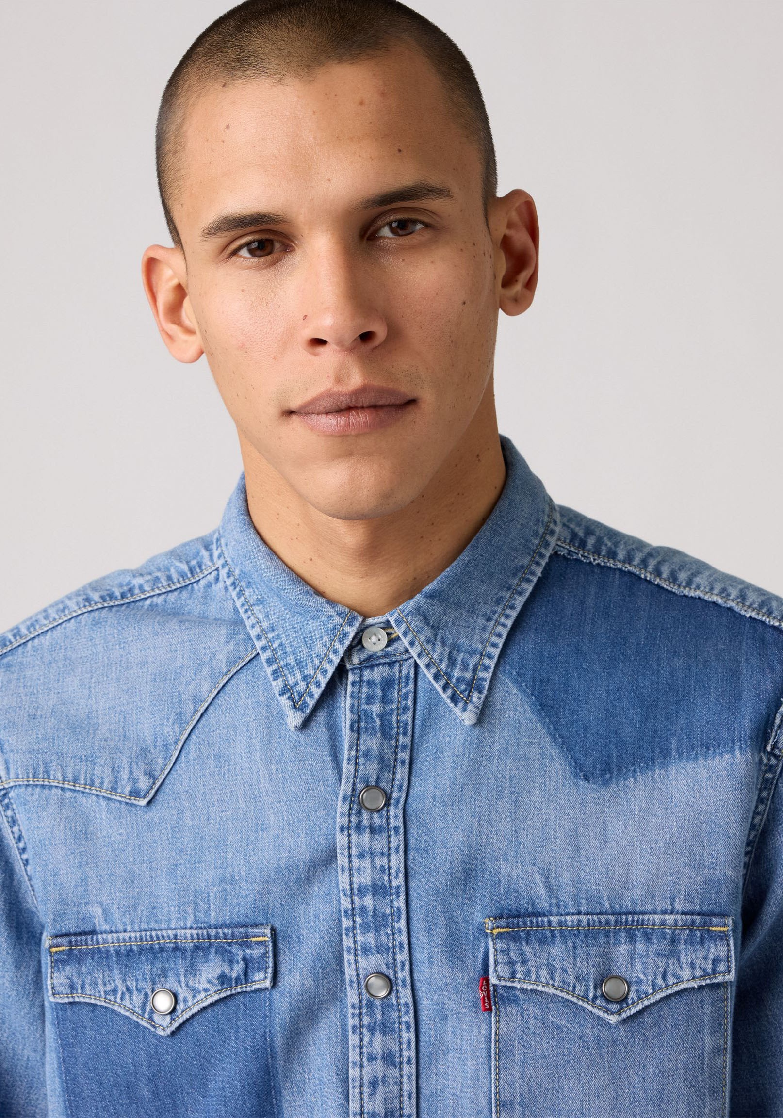 Levi's® Jeanshemd, mit Druckknopf- Verschluss