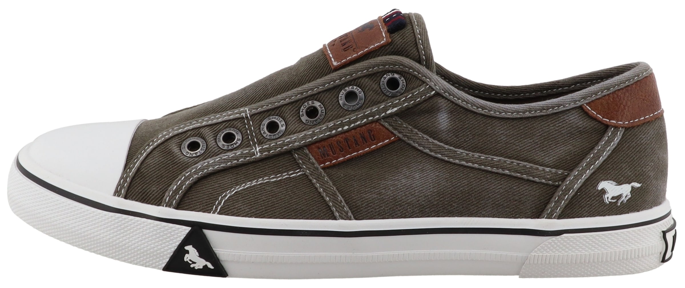 Mustang Shoes Slip-On Sneaker »Ignazio«  Slipper, Freizeitschuh, Halbschuh mit Logo-Aufnähern