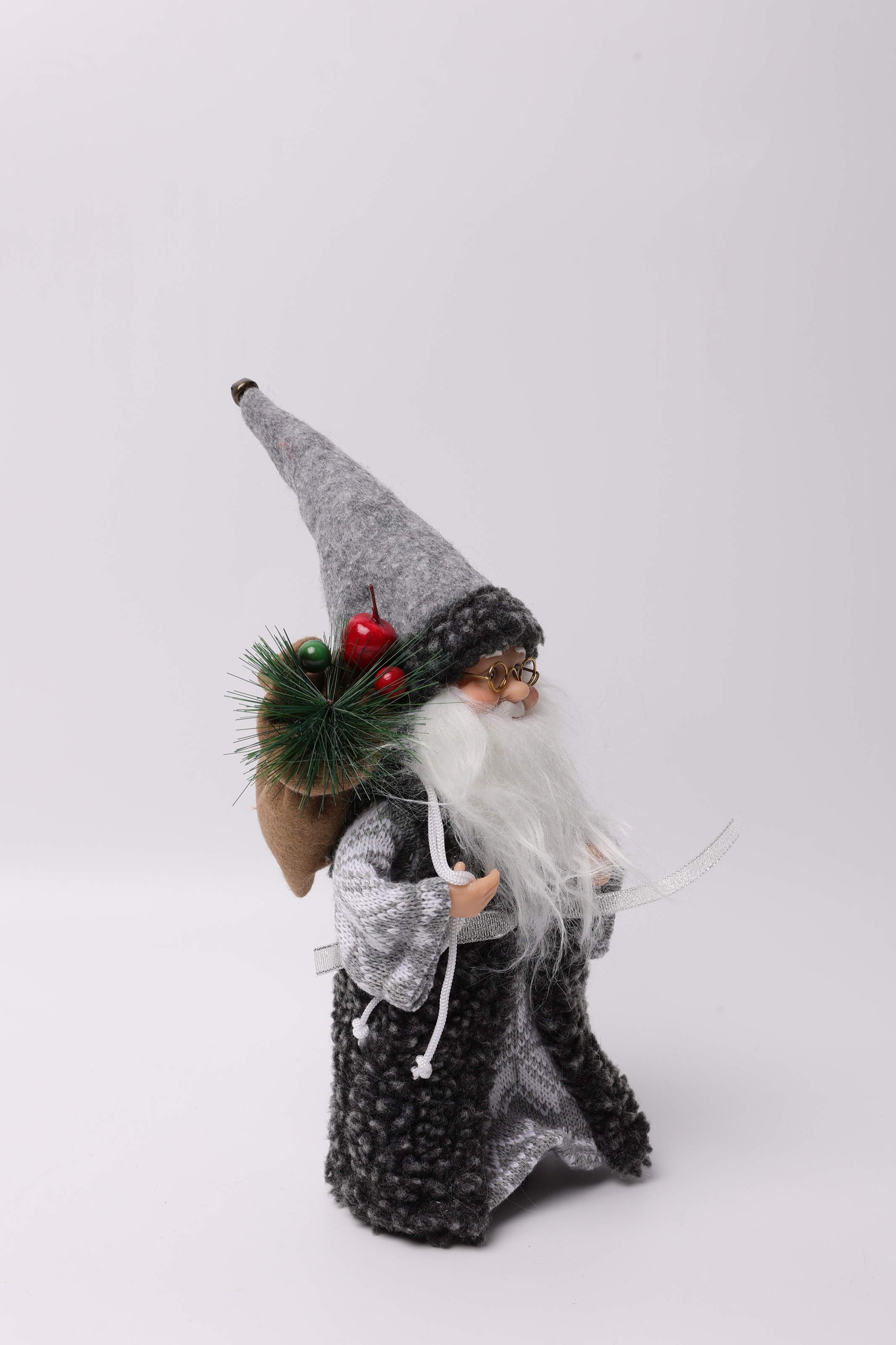 OTTO home Weihnachtsmann »Dekoration für Weihnachten, klassisch -traditionell oder skandi-grau« mit Sack und Geschenken, jeweils in 2 Größen: ca. 25 oder 45 cm hoch
