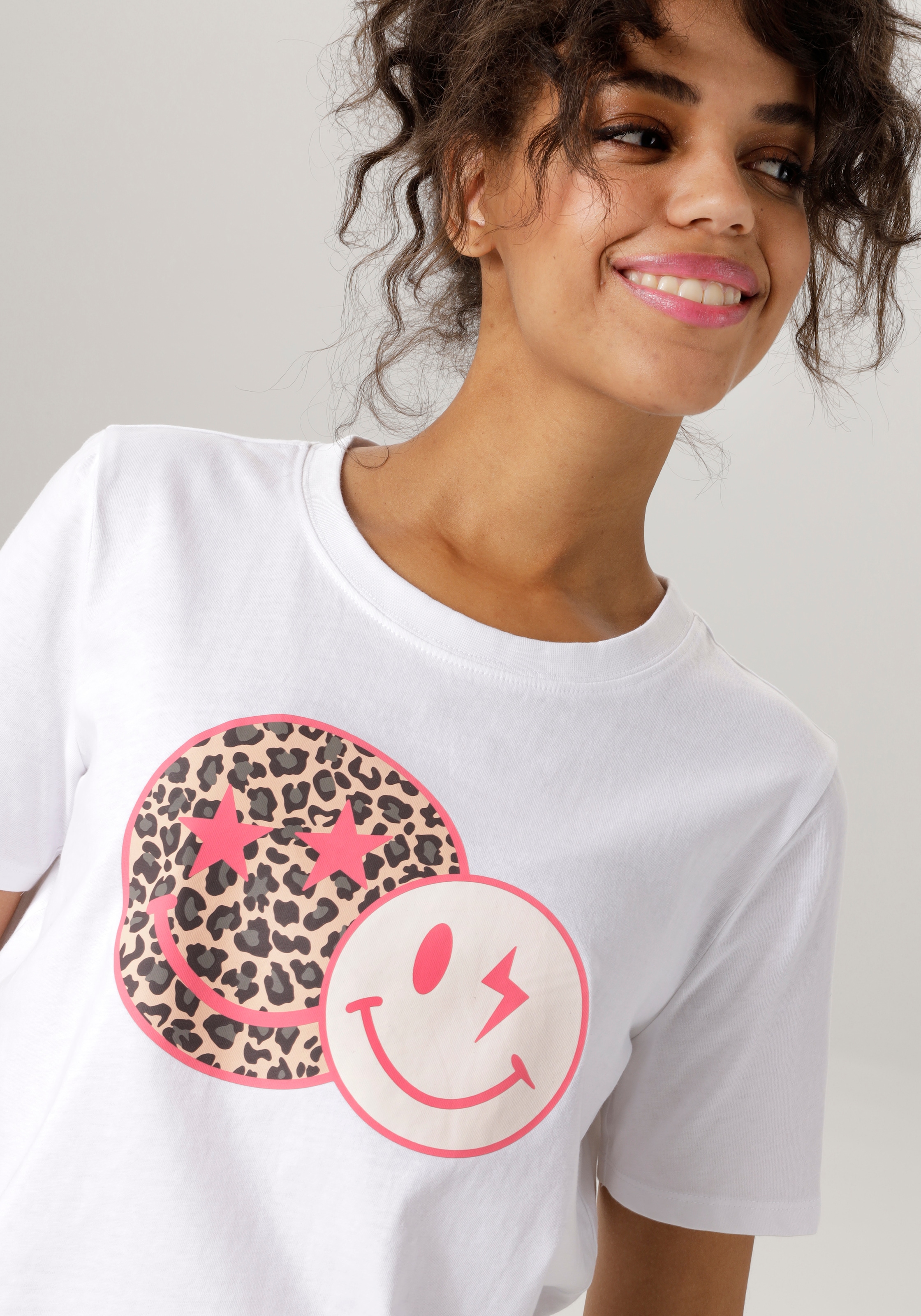 Aniston CASUAL T-Shirt, Smileys coolen ♕ bei bedruckt mit