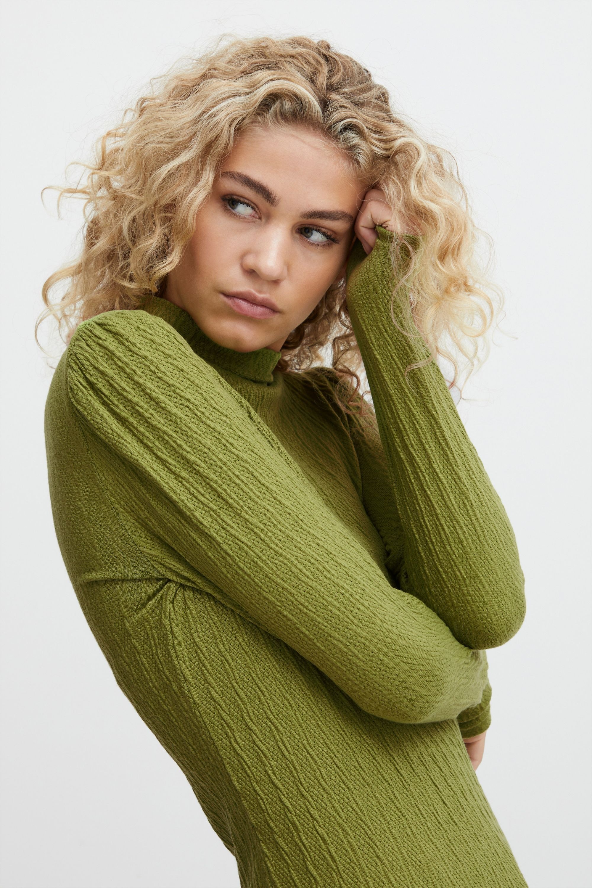 b.young Rundhalspullover »Sweatshirt BYSanila«