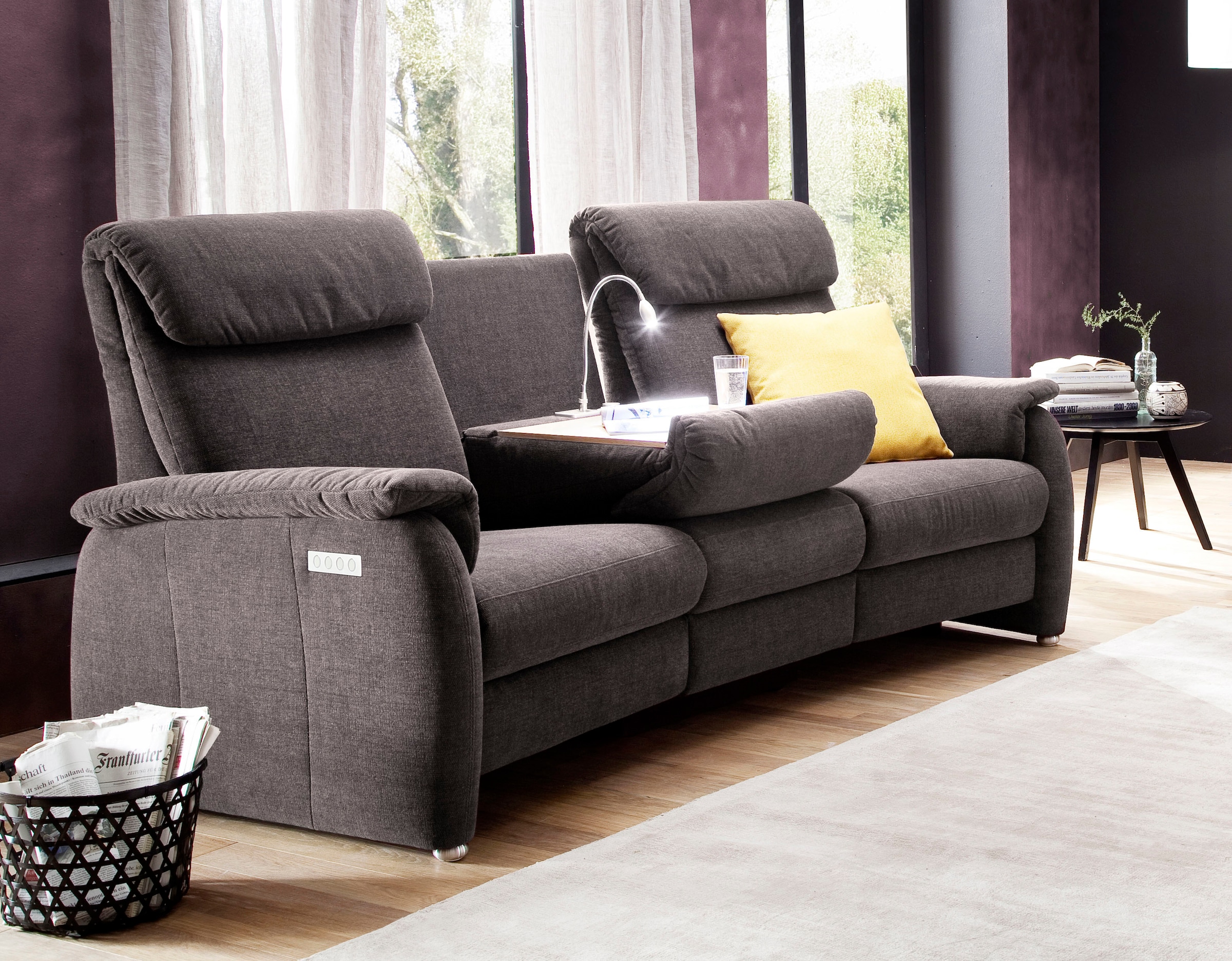 Home affaire Sofa »Turin«, mit motorischer Relaxfunktion, Tisch, Leuchte + USB-Ladestation