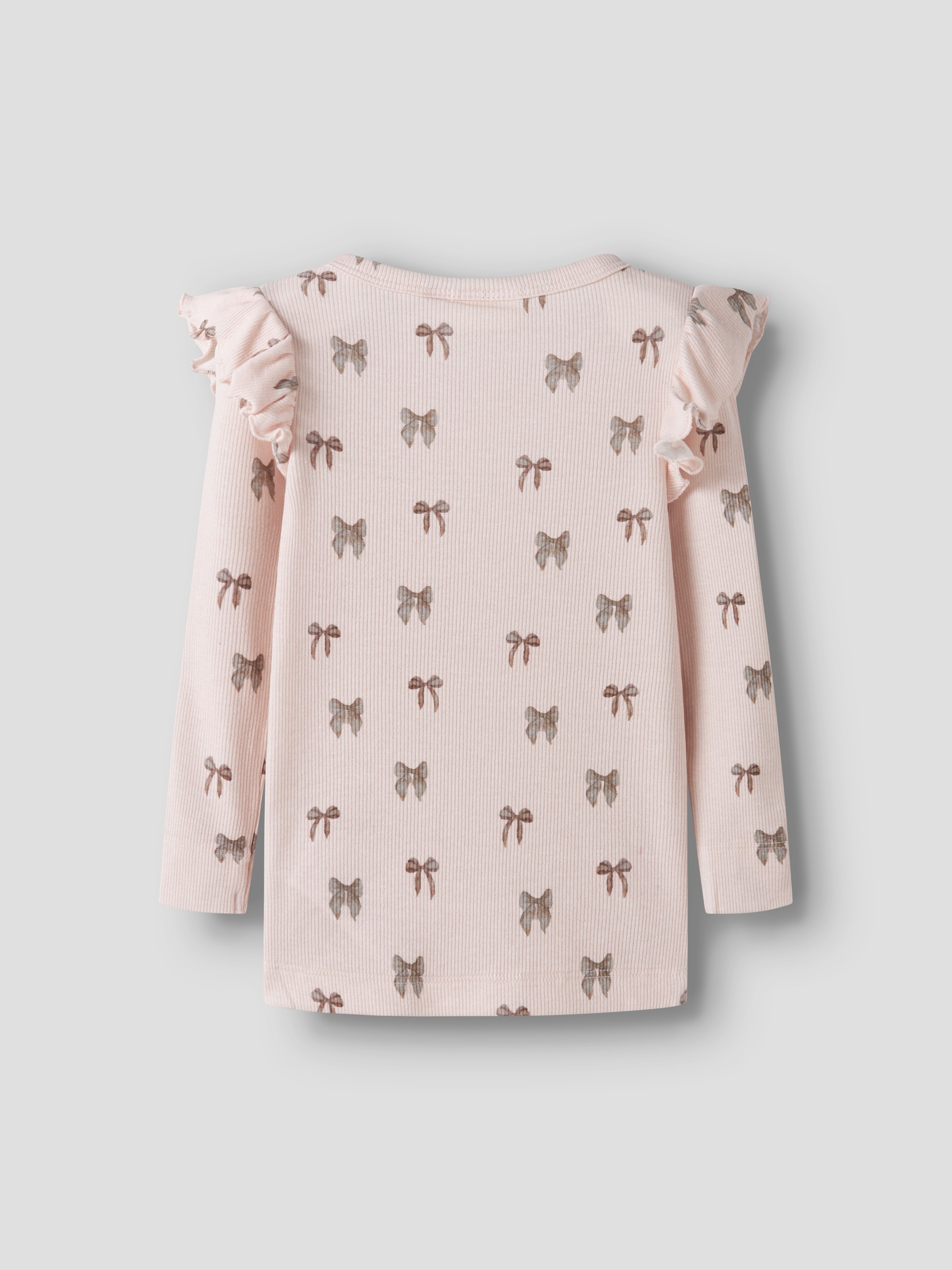 Lil' Atelier Langarmshirt »NMFGAVO EKO LS SLIM TOP LIL NOOS« mit Rüschen, weiche Jersey Rippqualität, Slim Fit