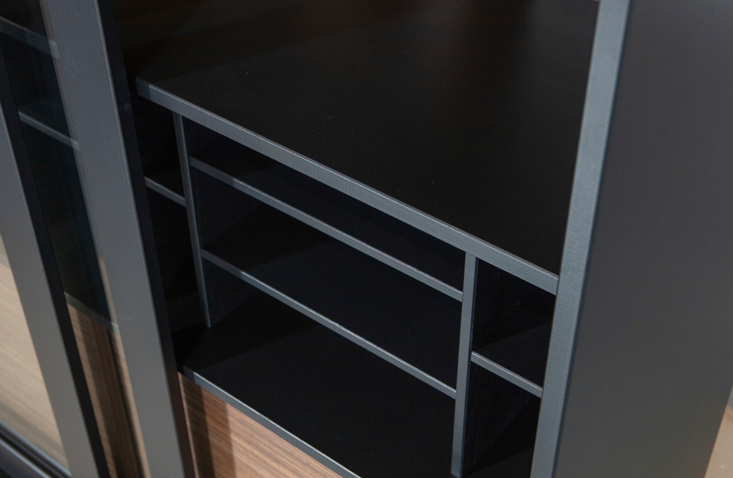 WOOOD Vitrine »James«, mit Glas, viel Stauraum, H 200 cm x B 125 cm