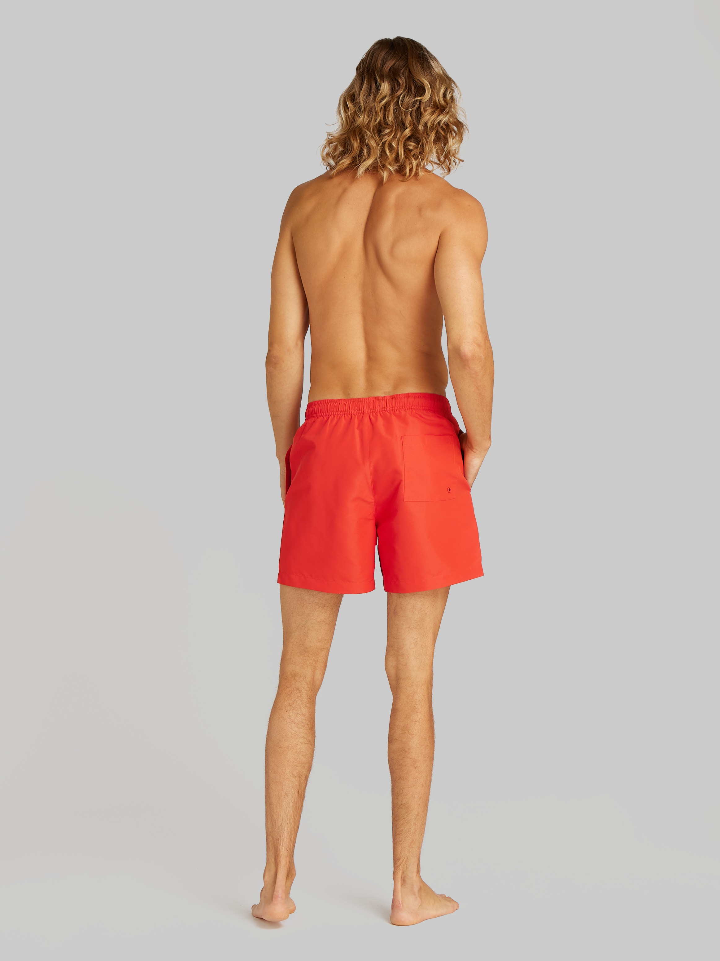 Calvin Klein Swimwear Badeshorts »MEDIUM DRAWSTRING«, mit großem Logo