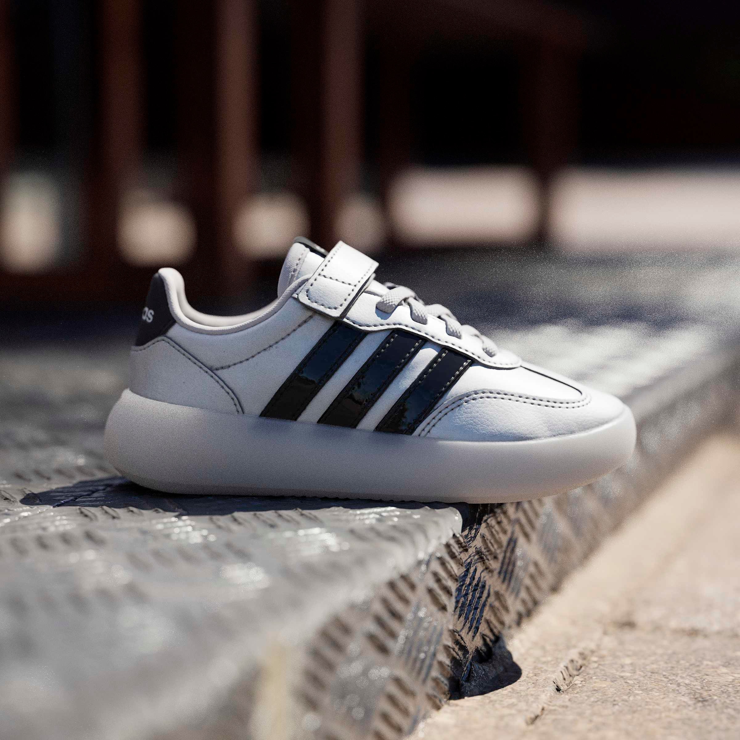 adidas Sportswear Sneaker »BARREDA DECODE  FÜR KINDER«  mit Klettverschluss, für Kinder & Jugendliche