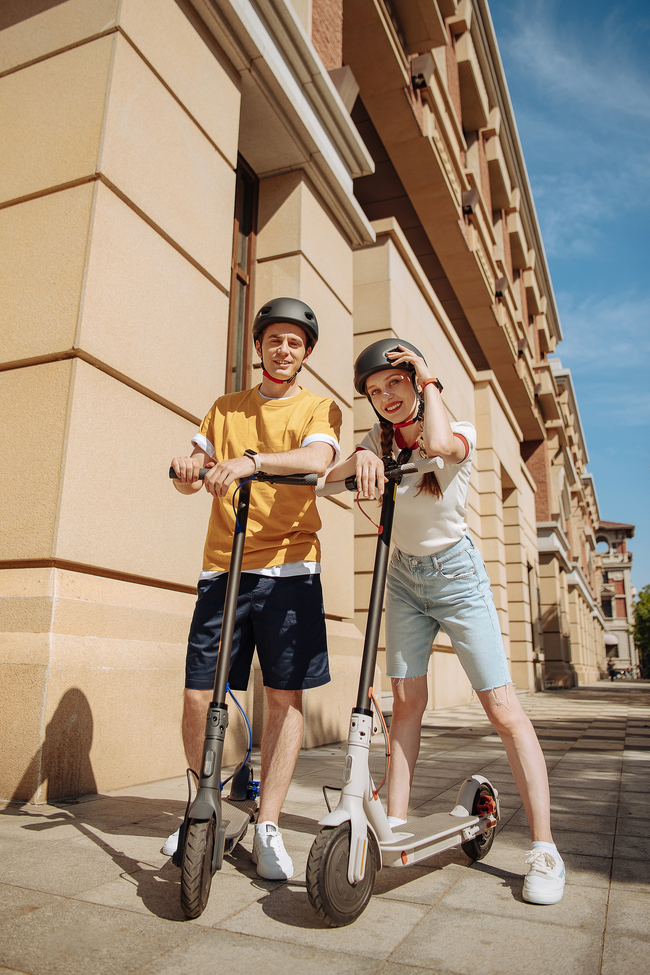 Xiaomi E-Scooter »Mi Electric Scooter 3 Lite 8,5 Zoll«, Electric Scooter, mit Straßenzulassung, bis zu 20 km Reichweite