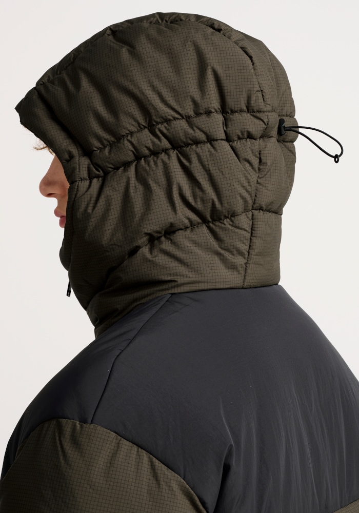 Jack Wolfskin Winterjacke »ICY HOLLOW HOODED JKT M« mit Kapuze Kapuzenjacke, warm, wind- und wasserabweisend
