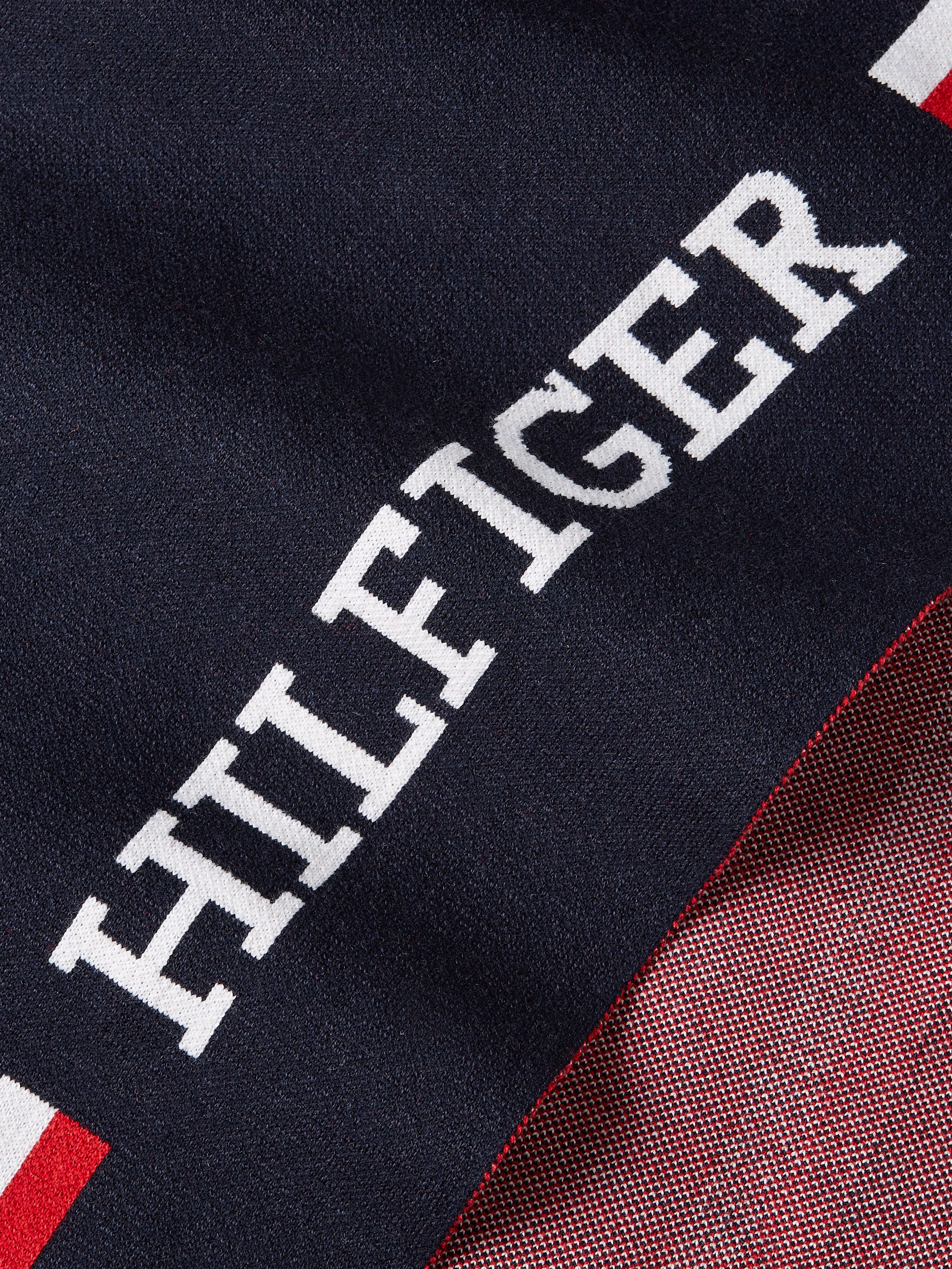 Tommy Hilfiger Modeschal »TH MONOTYPE SCARF«, mit eingearbeitetem Logoschriftzug