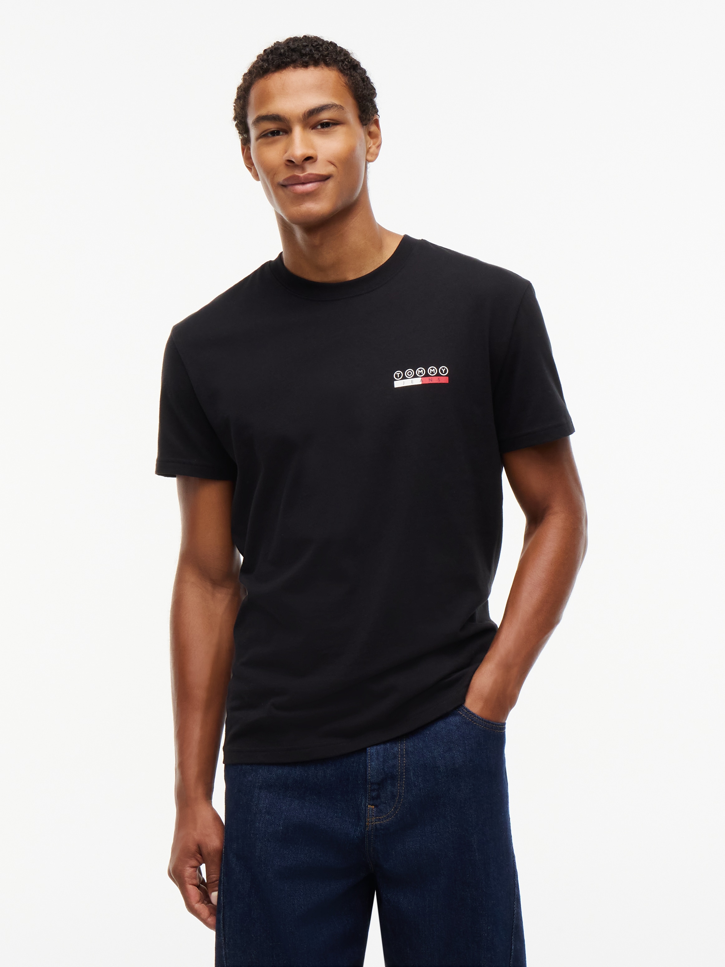 Tommy Jeans T-Shirt »REGULAR PLAY TEE« Regular fit mit Rundhalsausschnitt