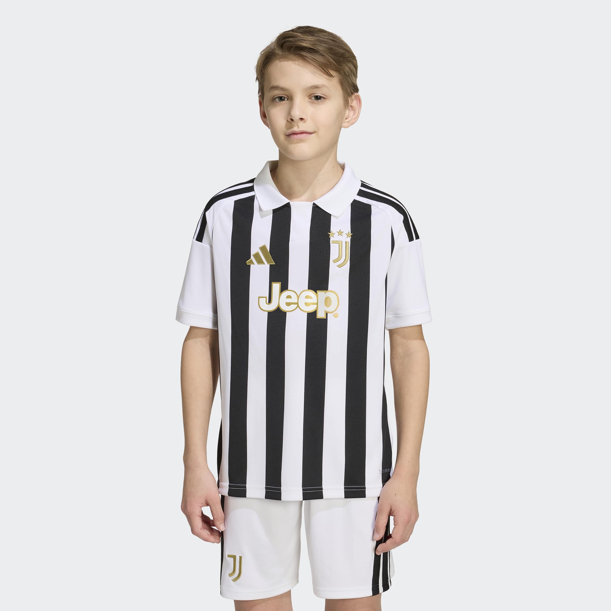 adidas Performance Fußballtrikot »JUVENTUS TURIN 26/27 KIDS HEIMTRIKOT« mit Climacool Technologie, mit traditionellem Kragen, mit 3-Streifen