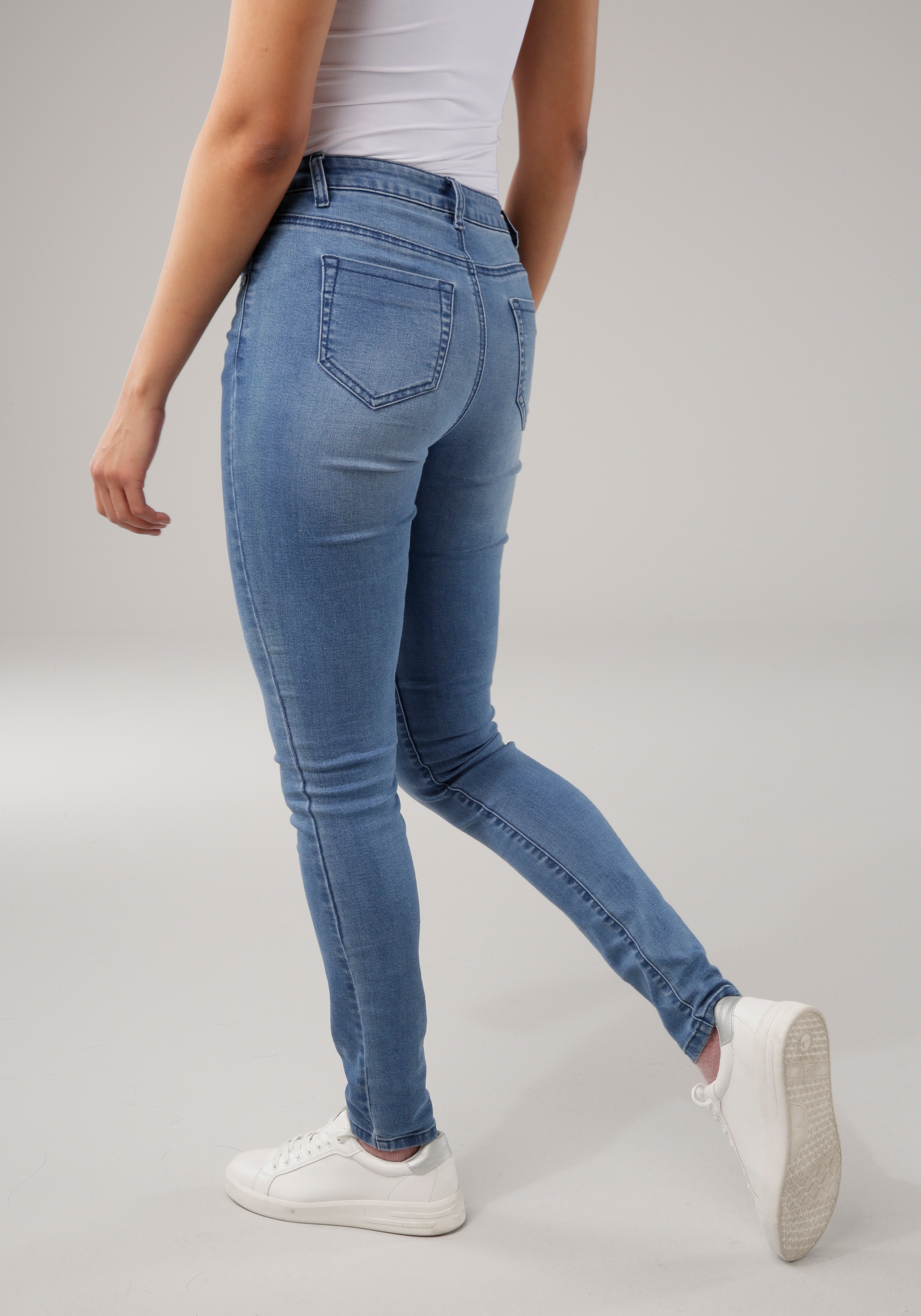 Tamaris Skinny-fit-Jeans, im Five-Pocket-Style