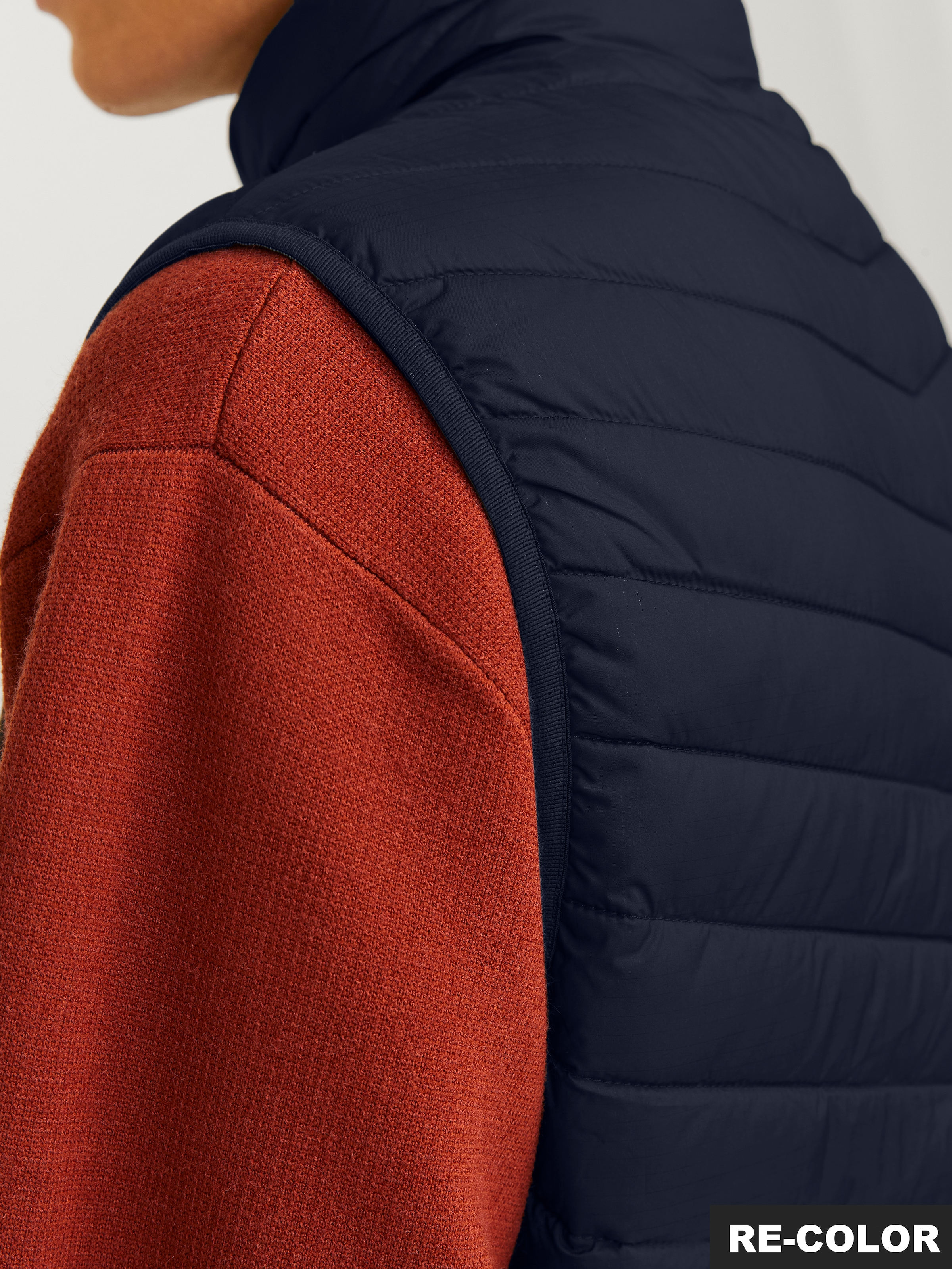 Jack & Jones Steppweste »JJESTATE  Praktische Weste mit Beutel, ideal für unterwegs« unifarben, modisch, regular fit, Polyester