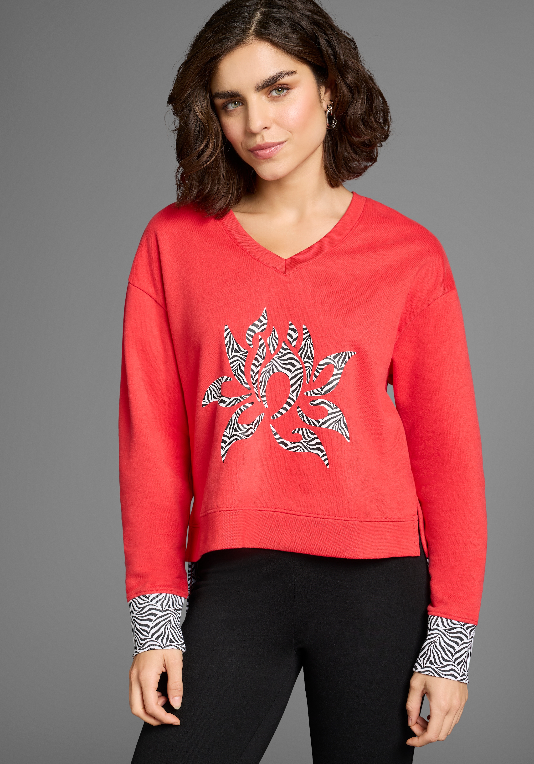 Laura Scott Sweater , mit V-Ausschnitt, langärmlig, hüftlange Schnittform
