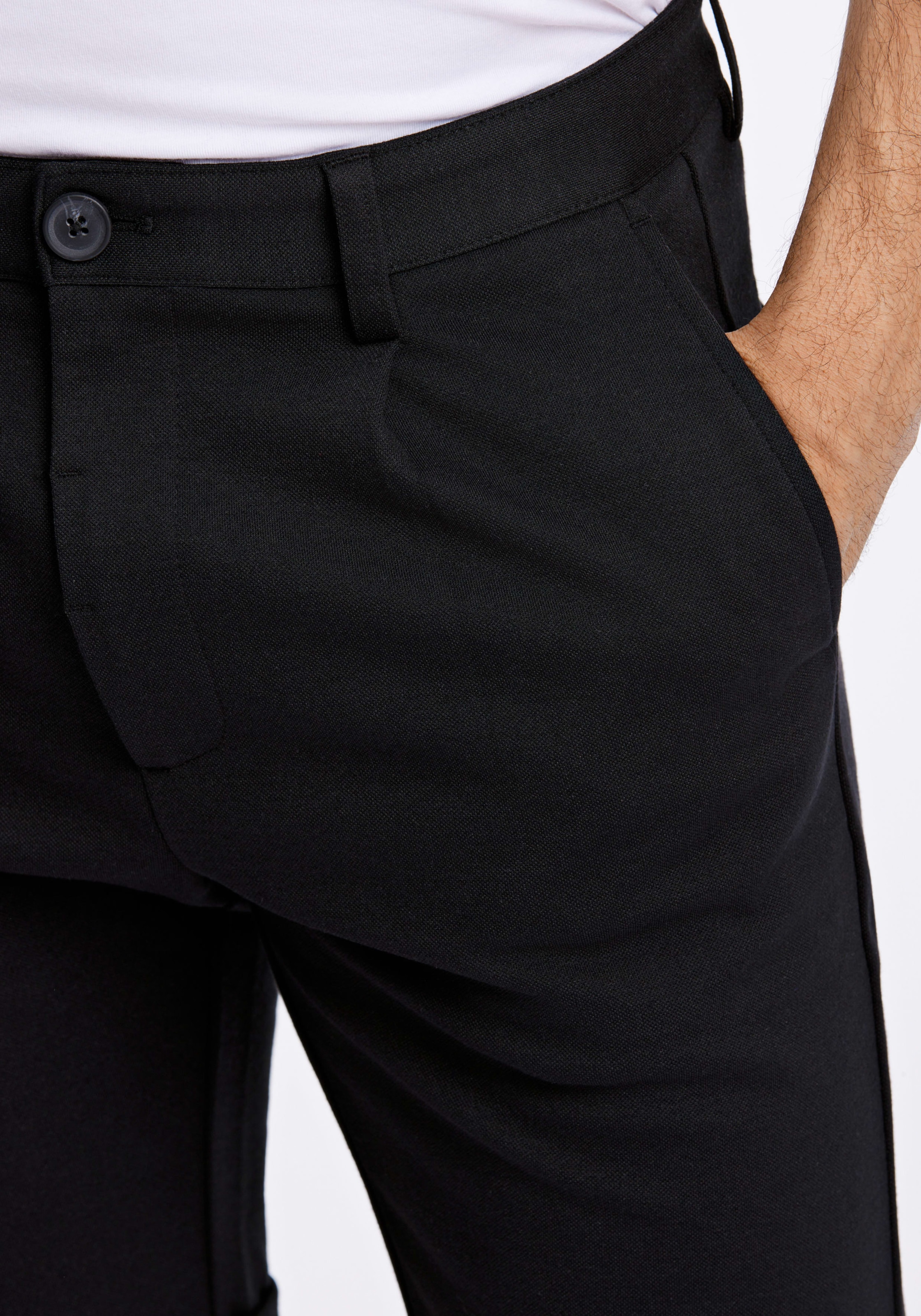 LINDBERGH Chinoshorts  im Slim Fit und mit Viskose und Stretch