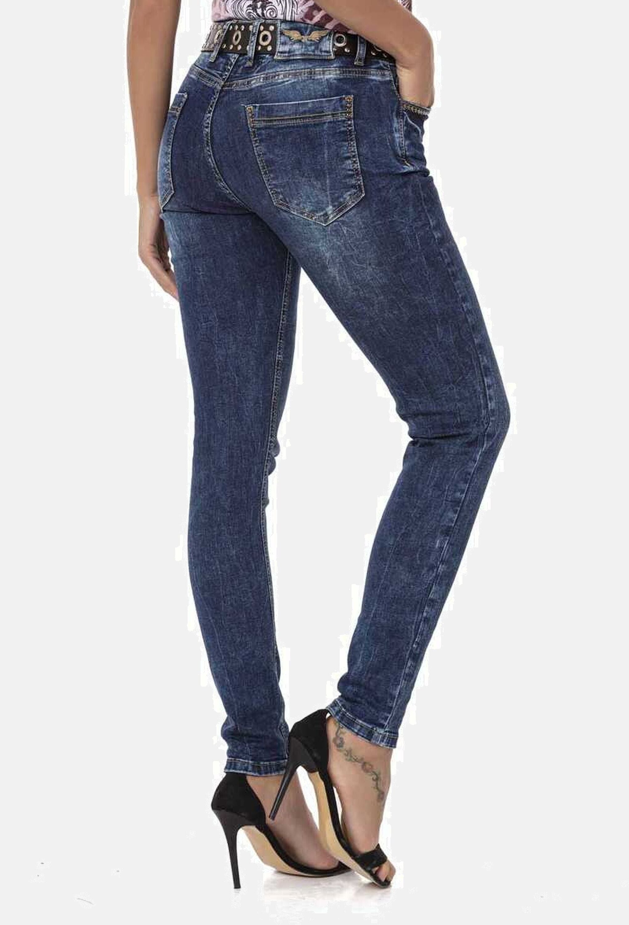 Cipo & Baxx 5-Pocket-Jeans »Cipo & Baxx Jeans« mit dezenter Waschung und coolen Nieten, WD460