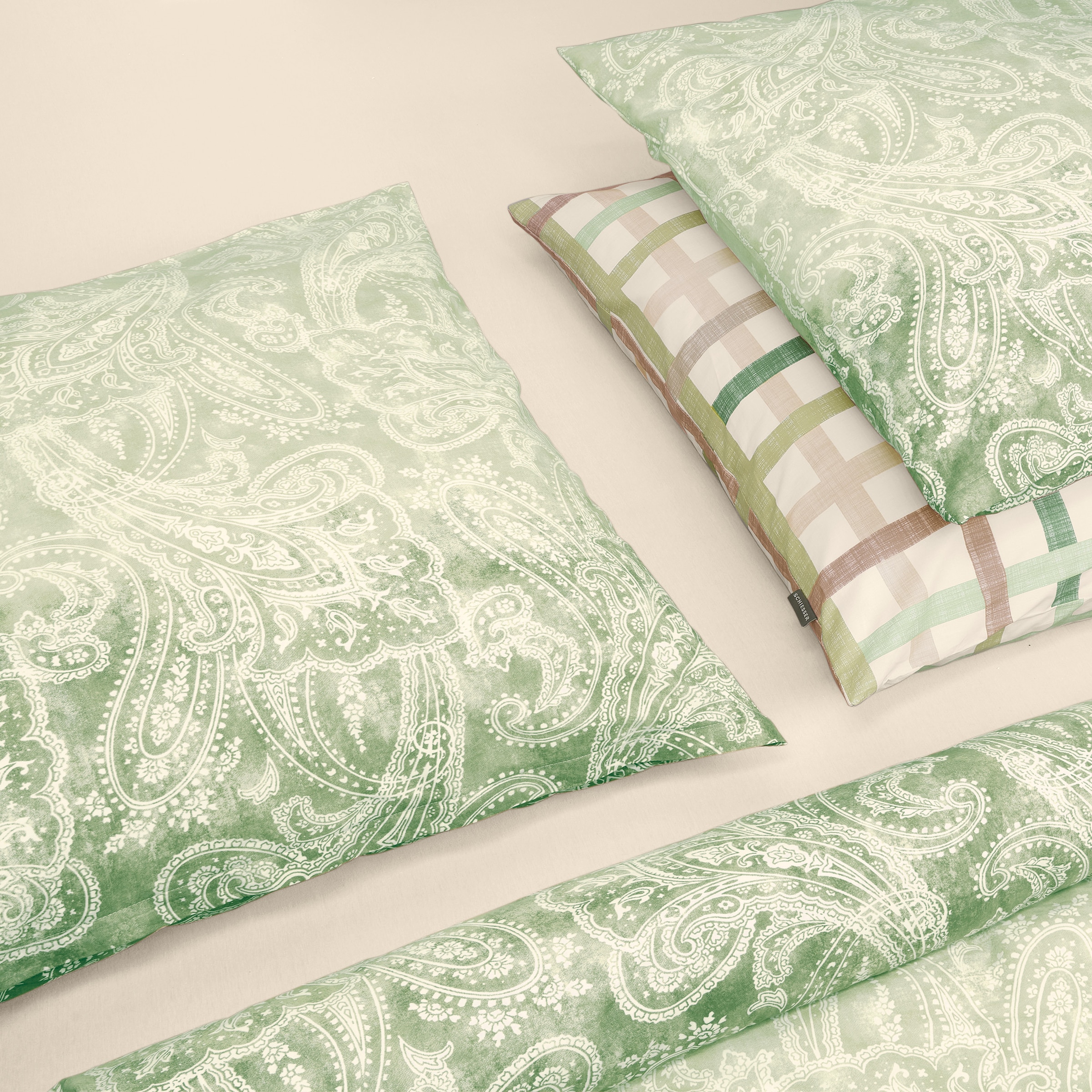 Schiesser Bettwäsche »Luiza aus weicher Baumwolle mit einem frischem Gute-Laune-Karo«, (2 tlg.), MADE IN GREEN by OEKO-TEX®-zertifiziert