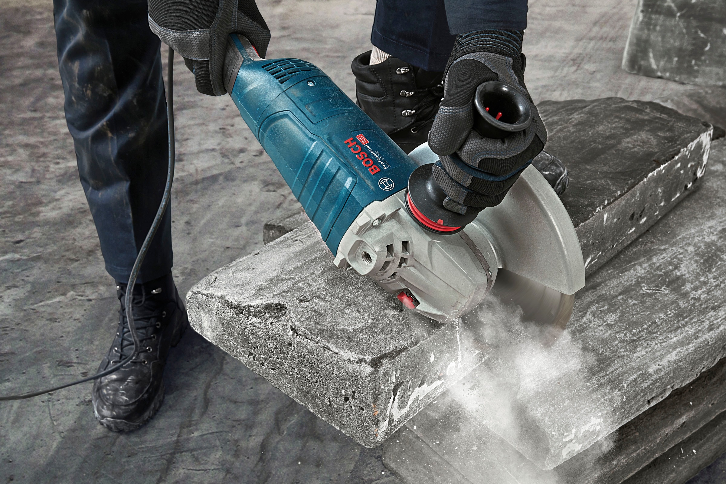 Bosch Professional Winkelschleifer »GWS 24-230 PZ«