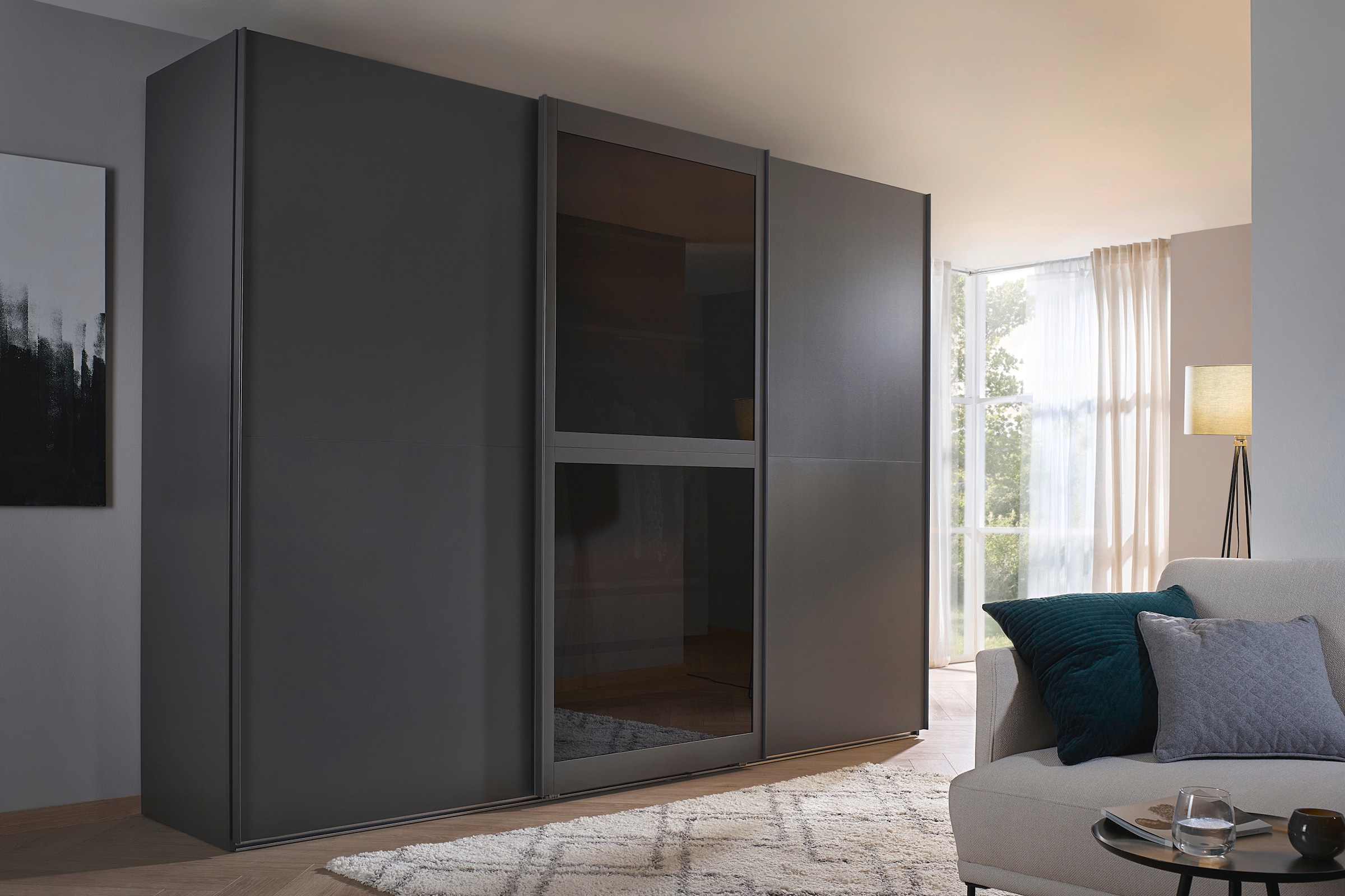 rauch Schwebetürenschrank »Kleiderschrank Schrank Garderobe Schlafzimmerschrank LUMIS«, mit Glasrahmentüren aus transparentem Grauglas MADE IN GERMANY