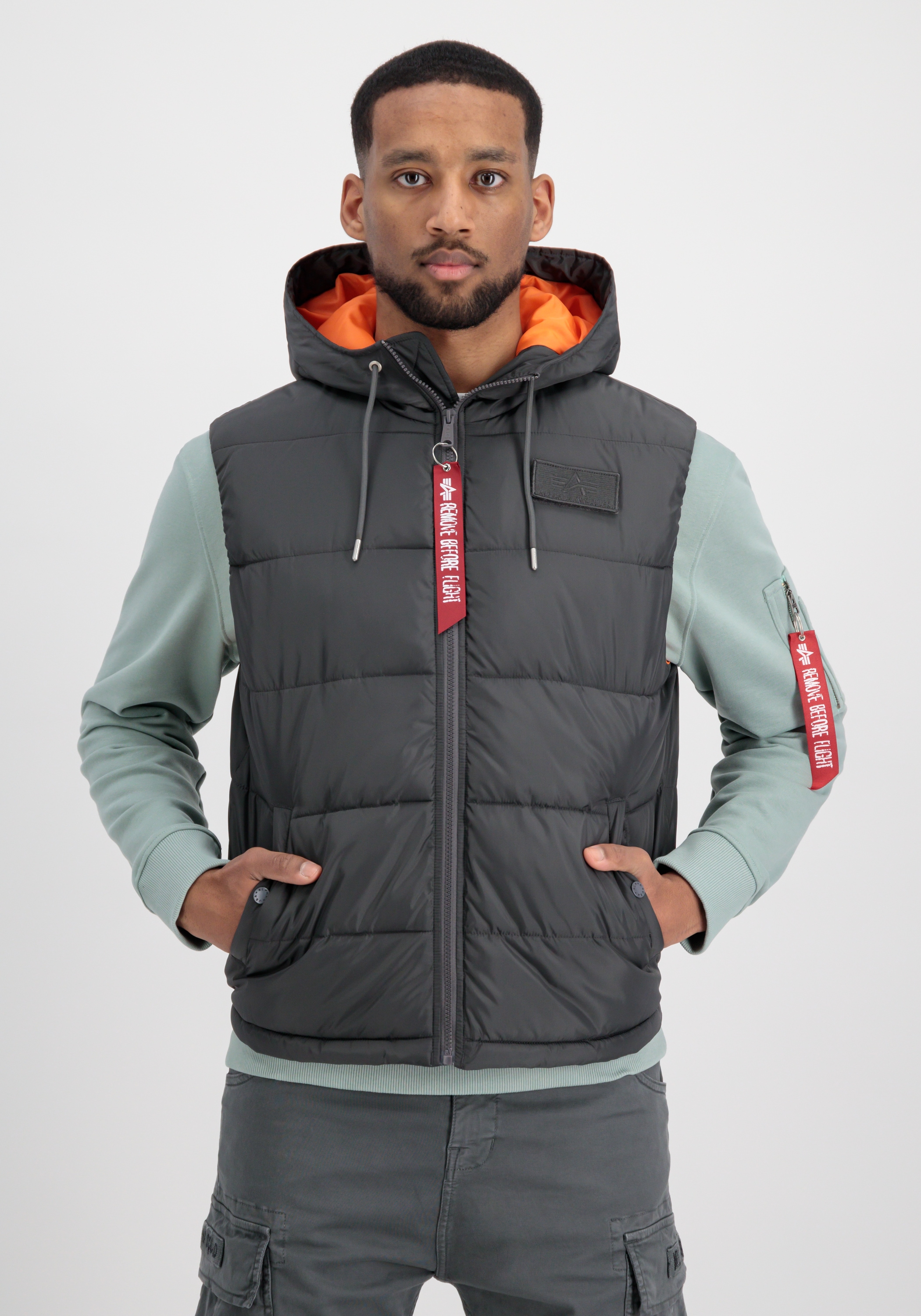 Alpha Industries Blouson »Alpha Industries Men - Vests Hooded Puffer Vest FD«