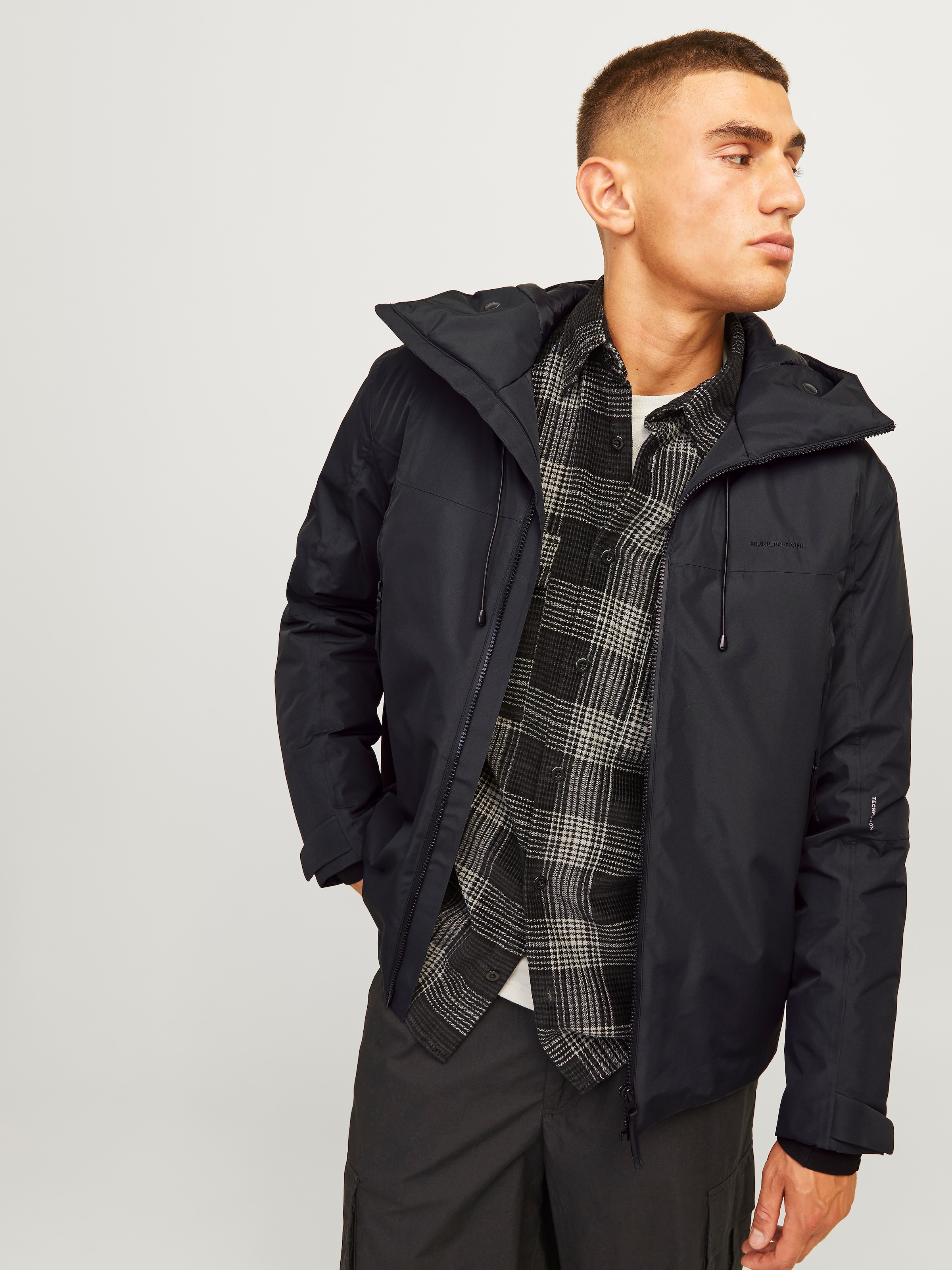 Jack & Jones Outdoorjacke »JCOSUMMIT PADDED SHELL JACKET SN«, mit Kapuze