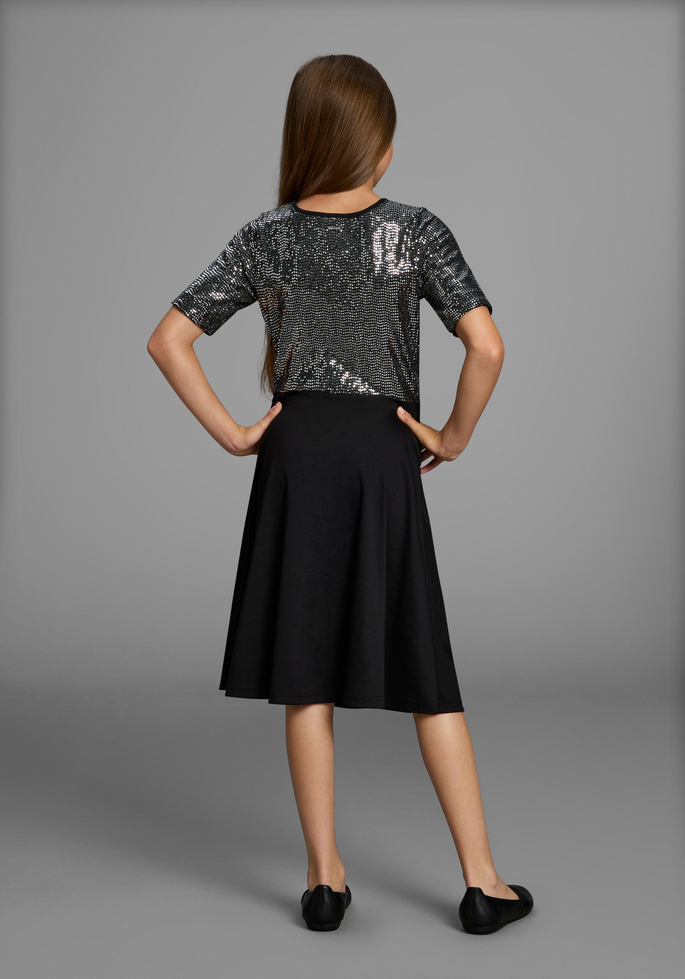 Bruno Banani Jerseykleid »Kleid in Pailletten-Optik« NEUHEIT: BRUNO BANANI für TEENS! Shirtkleid in Pailletten-Optik