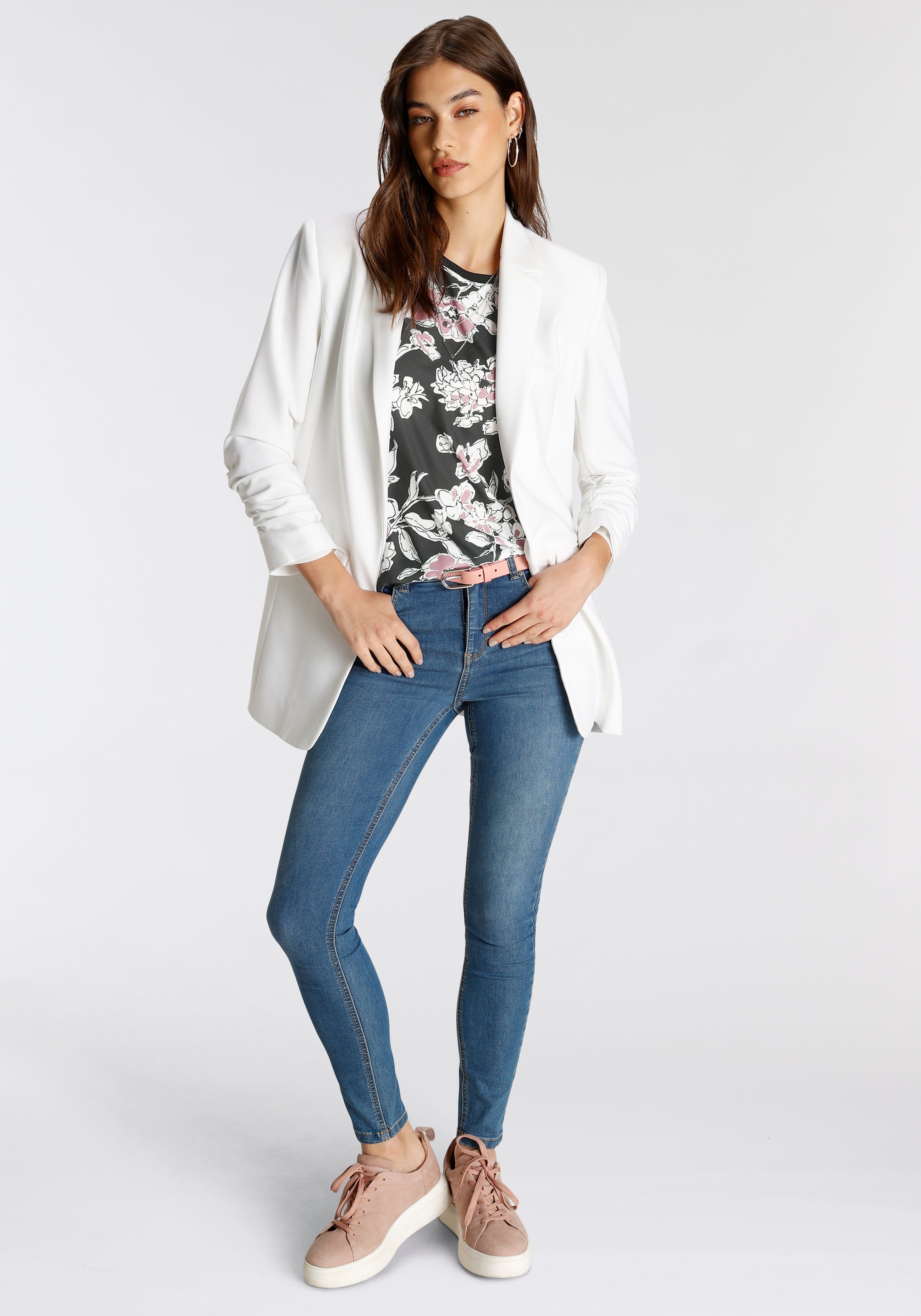 Tamaris Shirtbluse, mit modischen Allover-Print
