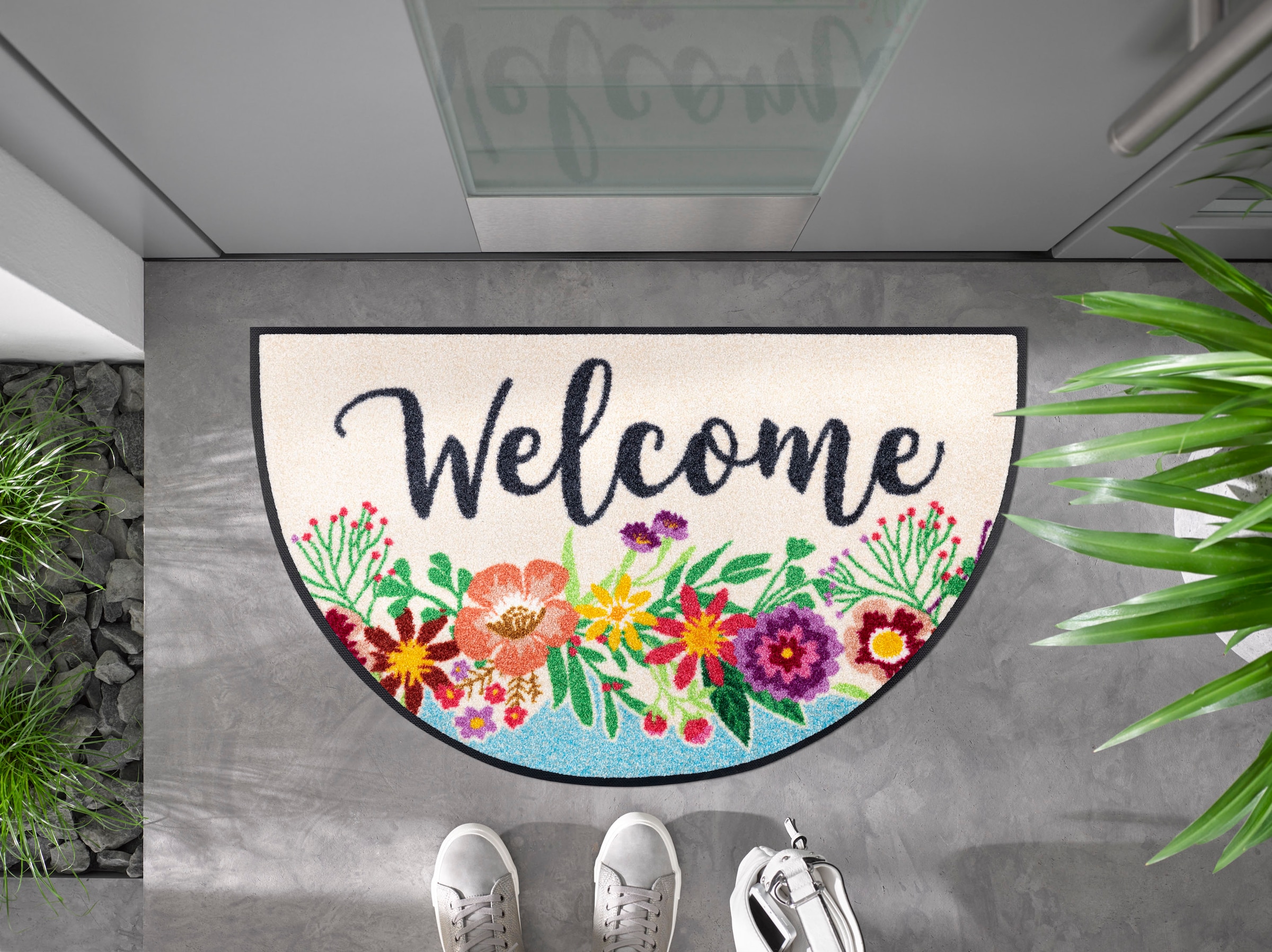 wash+dry by Kleen-Tex Fußmatte »Round Welcome Blooming«, halbrund, 7 mm Höhe, Schmutzfangmatte, Motiv Blumen, mit Spruch, rutschhemmend, waschbar