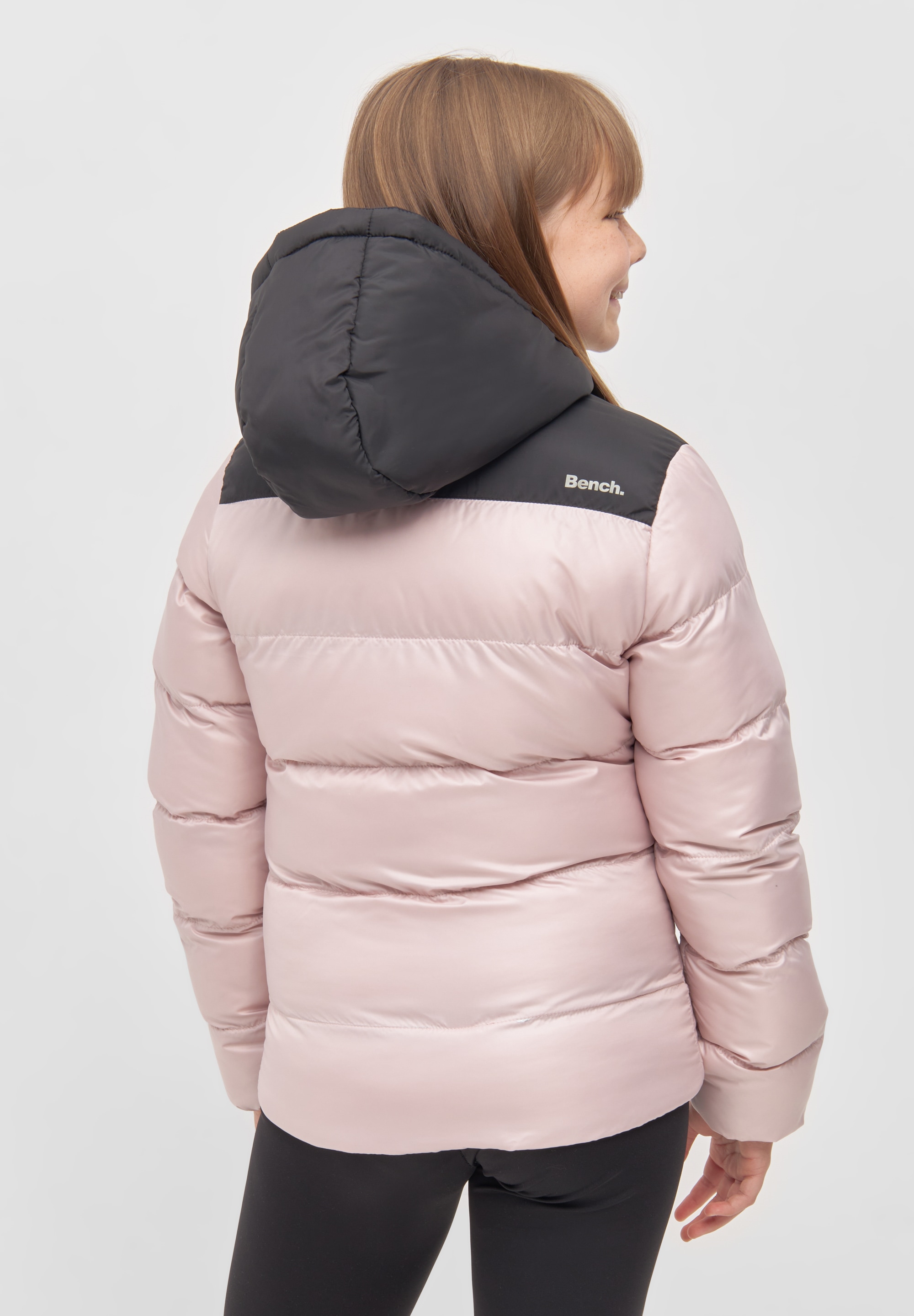 Bench. Steppjacke »KAYLEE«, mit Kapuze