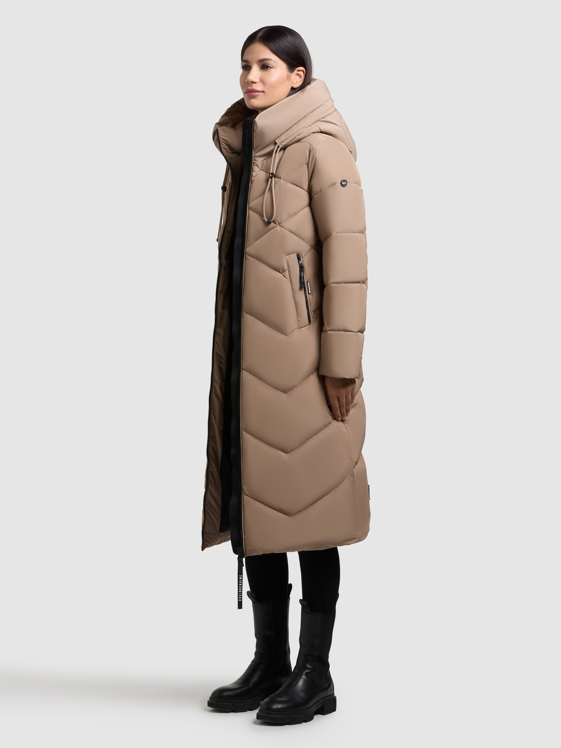 khujo Steppmantel »LINARI«, innenliegender Stehkragen, elastische Bündchen am Ärmelfutter
