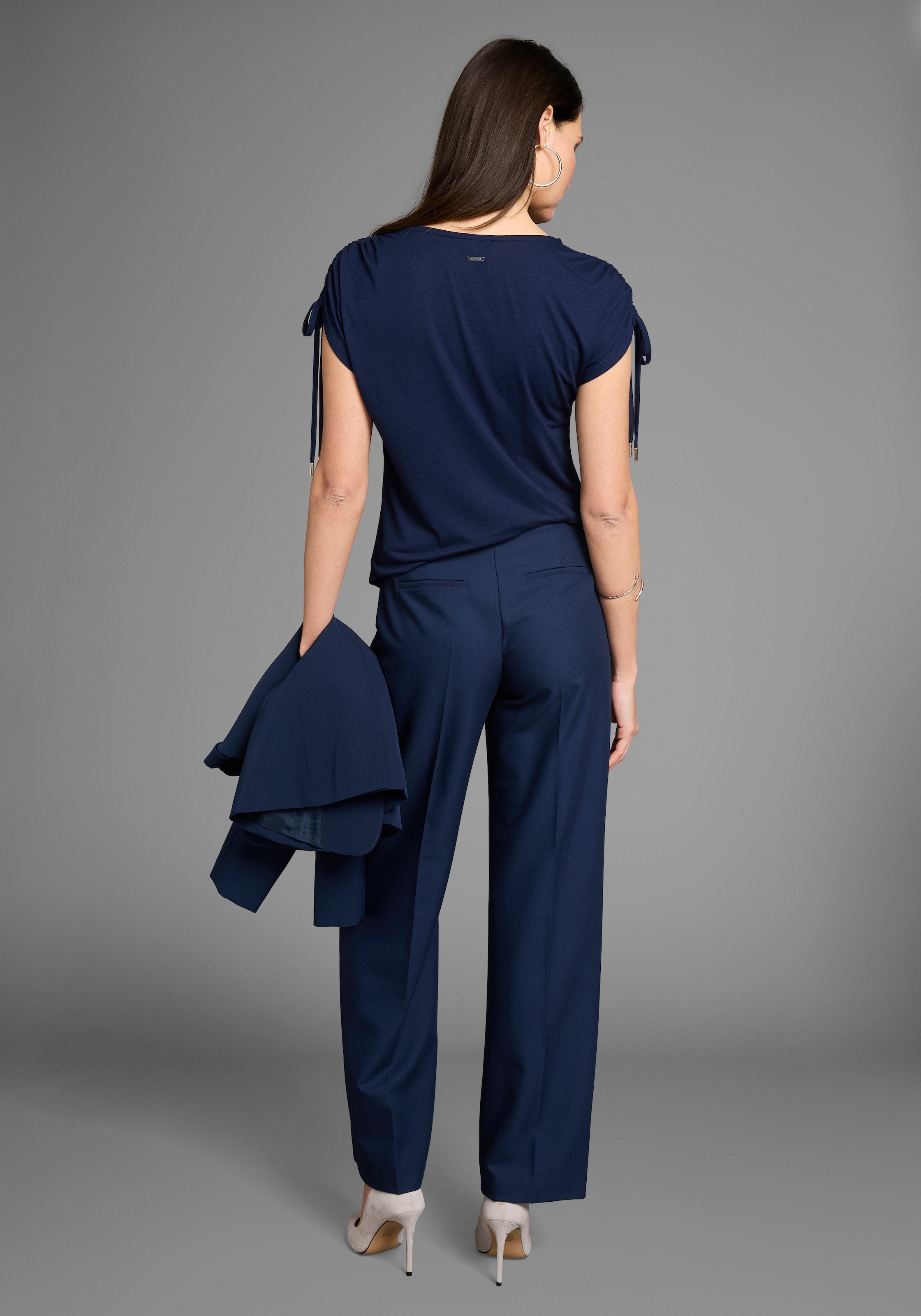HECHTER PARIS Rundhalsshirt, mit Bindedetails und Alloverprint