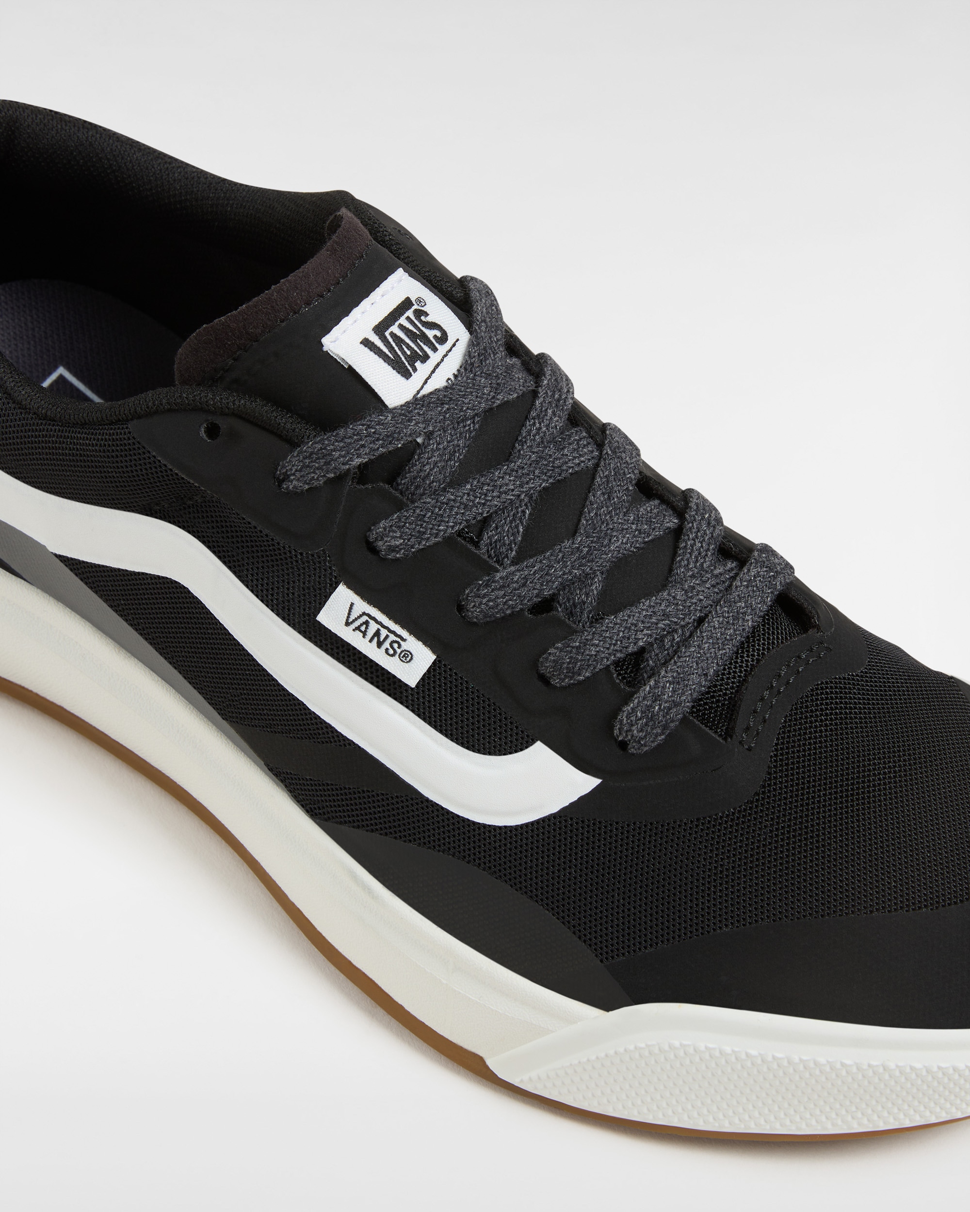 Vans Sneaker »MTE Ultrarange 2.0 RW«  mit Obermaterial aus Synthetik und Textil, niedrige Schuhhöhe