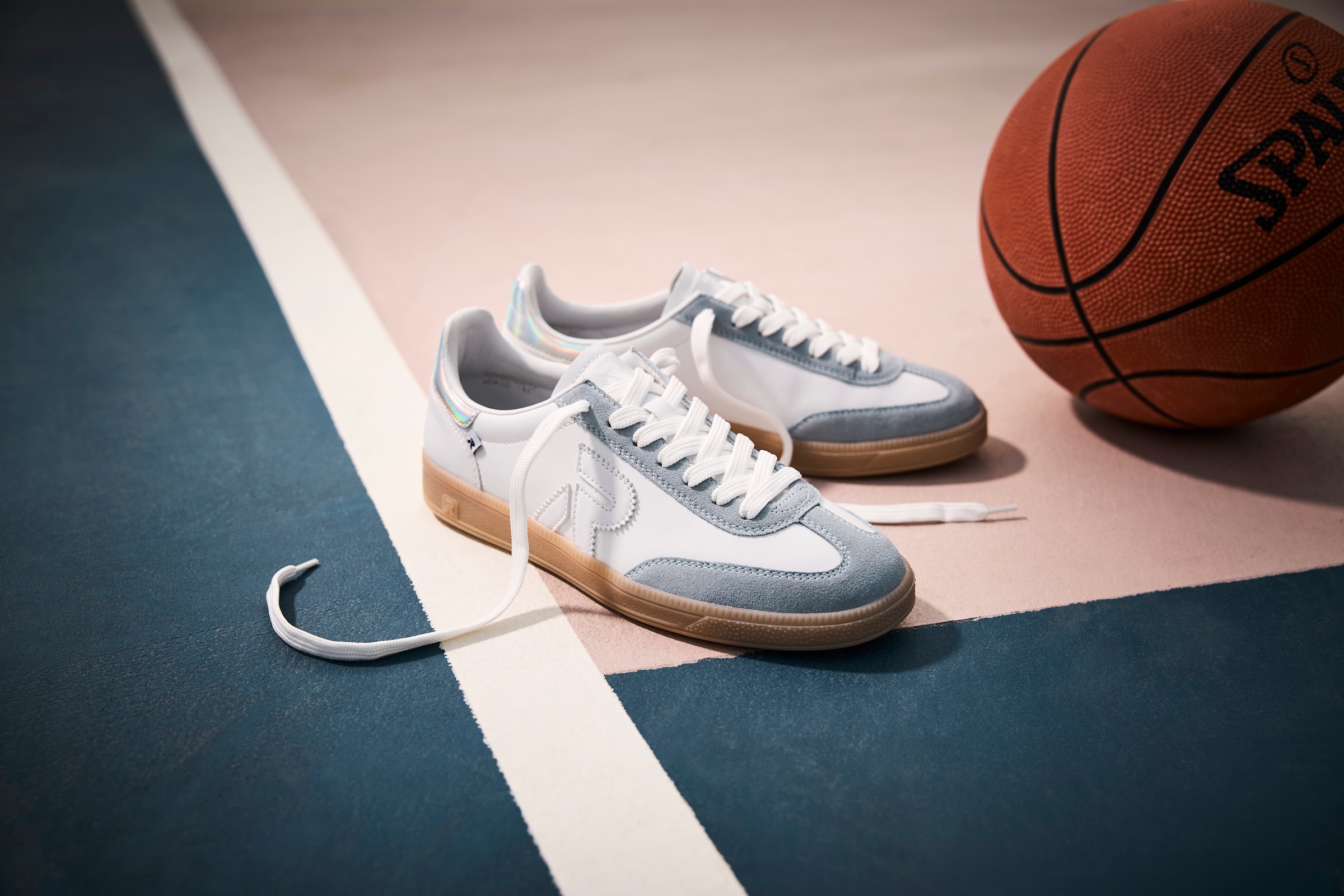 RIEKER Sport Sneaker »San Diego Swing2GO«, Retro-Sneaker, Freizeitschuh, Halbschuh mit herausnehmbarem Fußbett