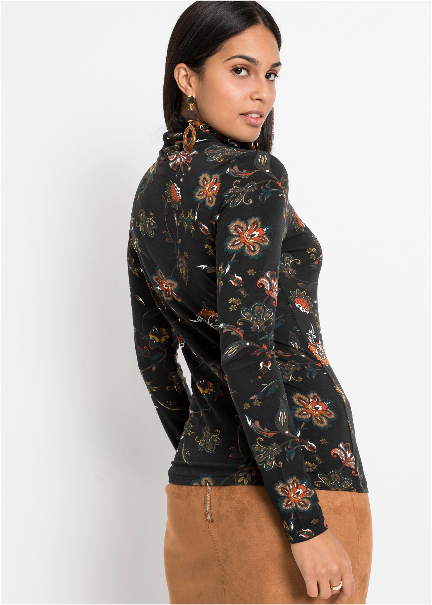 bonprix Langarmshirt Slim fit Passform, mit Rollkragen, aus Viskose und Elasthan