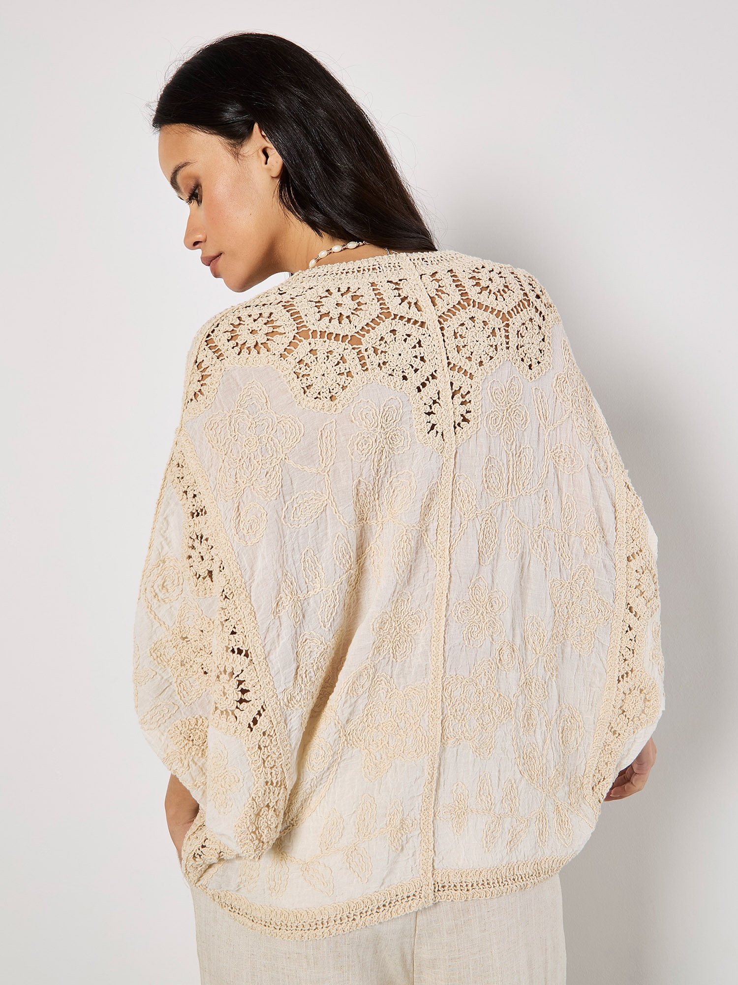 Apricot Hemdbluse »Gesticktes Hemd mit Ösen« mit Knöpfen