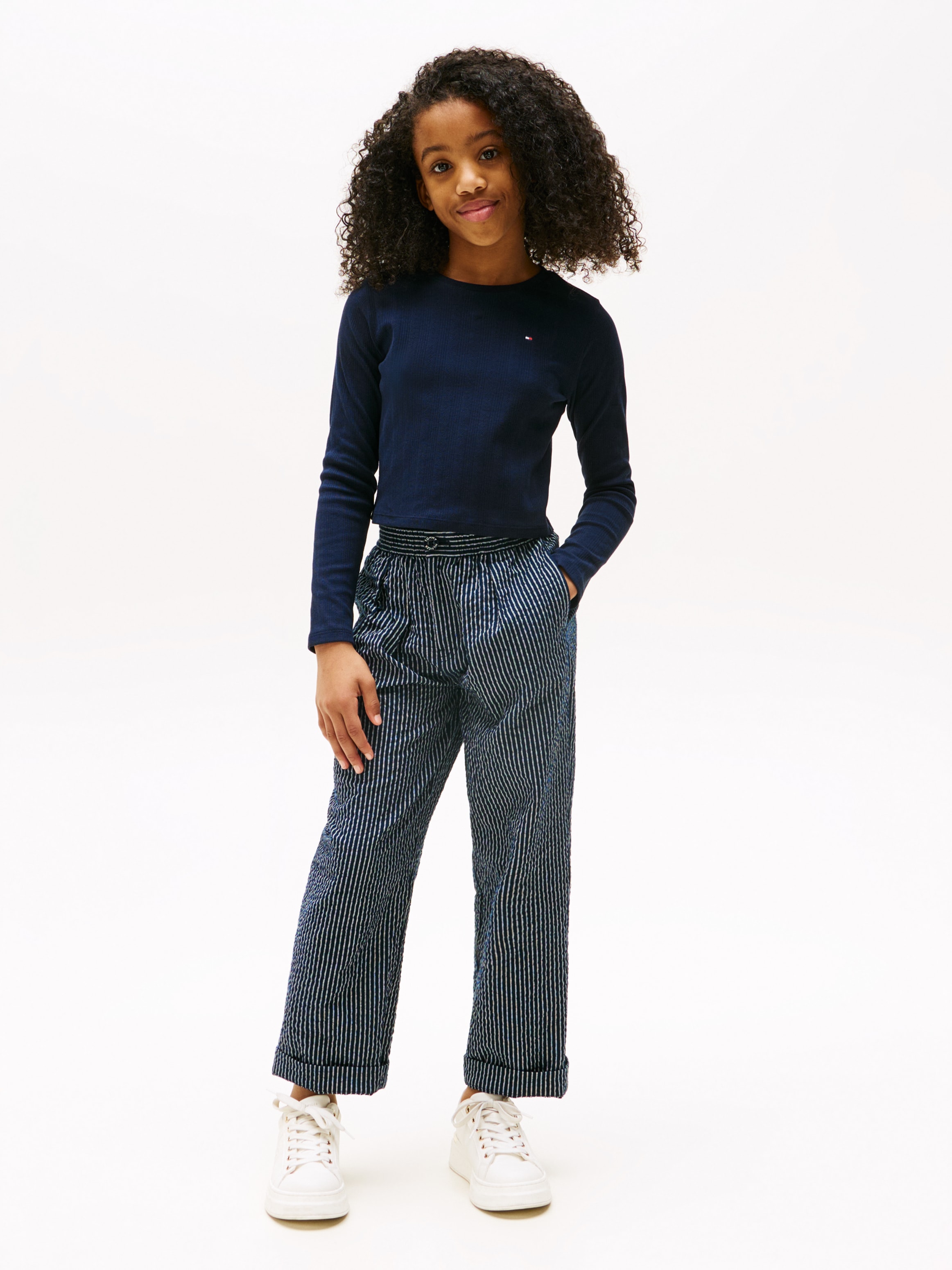 Tommy Hilfiger Langarmshirt »POINTELLE TOP LS« für Kinder bis 16 Jahre, mit Logo-Druck