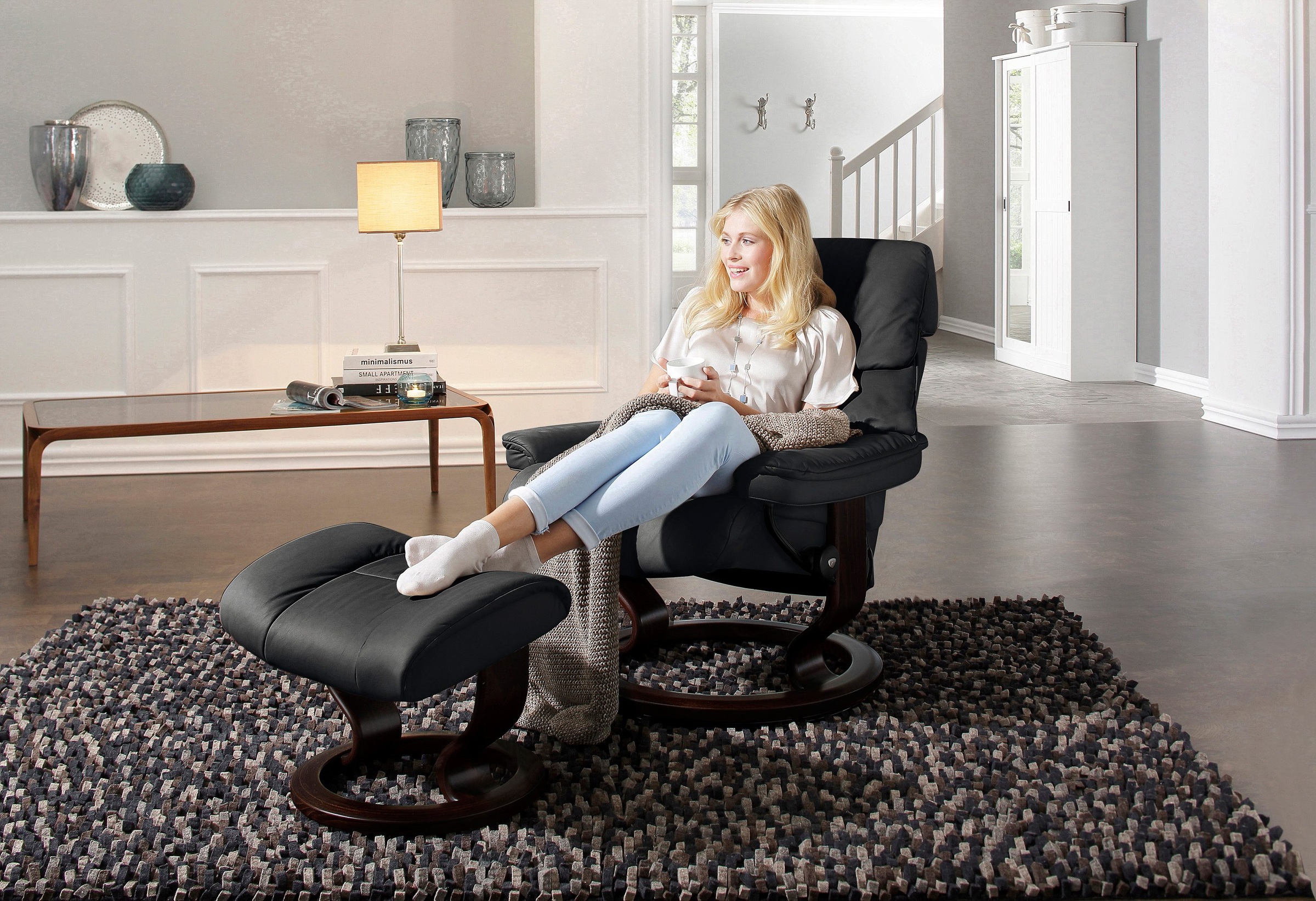 Stressless® Relaxsessel »Ruby«, (Set, Relaxsessel mit Hocker), mit Classic Base, Größe S, Gestell Eiche, Wenge, Braun & Schwarz
