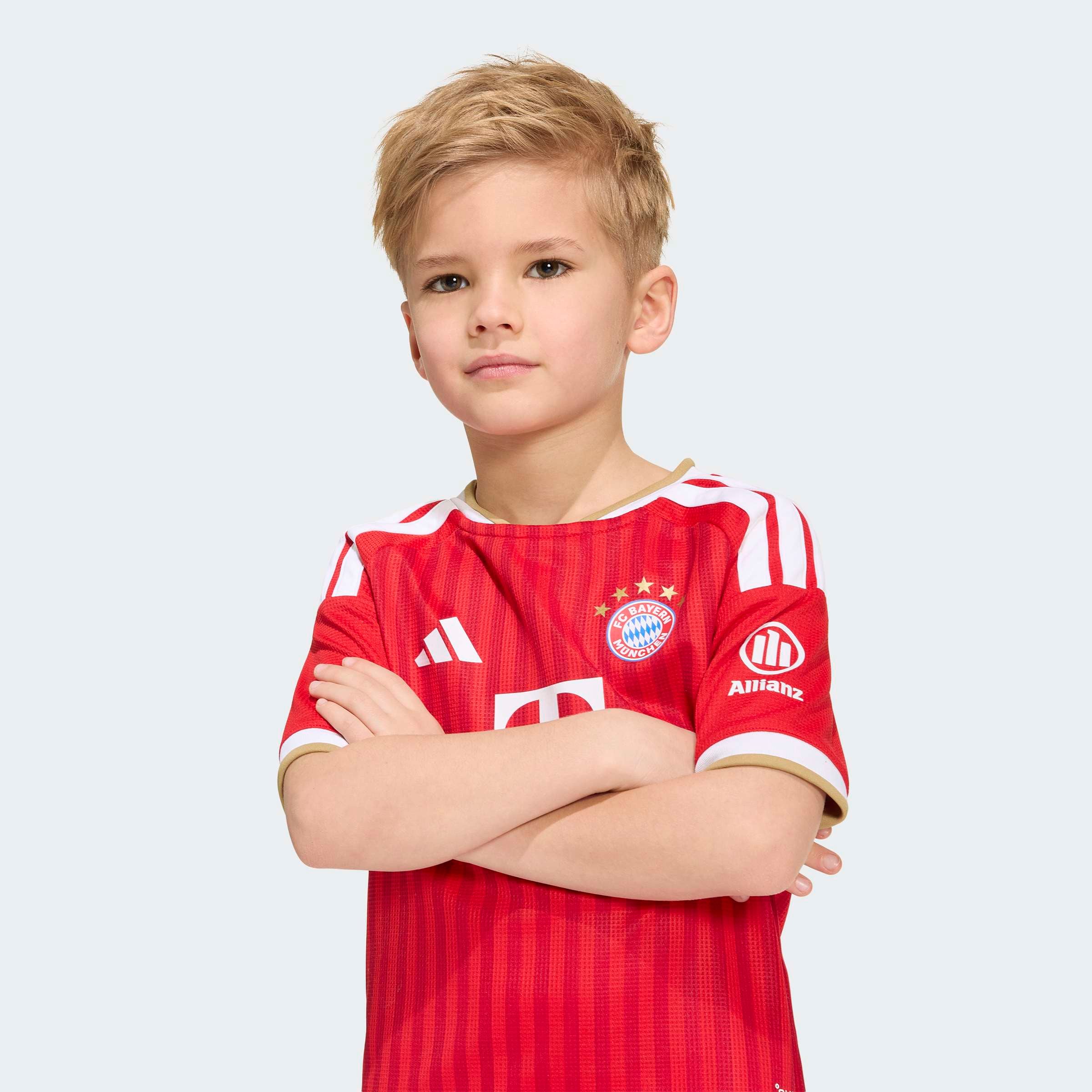 adidas Performance Trainingsanzug »FCB H MINI« 2 für junge Fußballfans, mit regulärem Schnitt, zweiteiliges Set