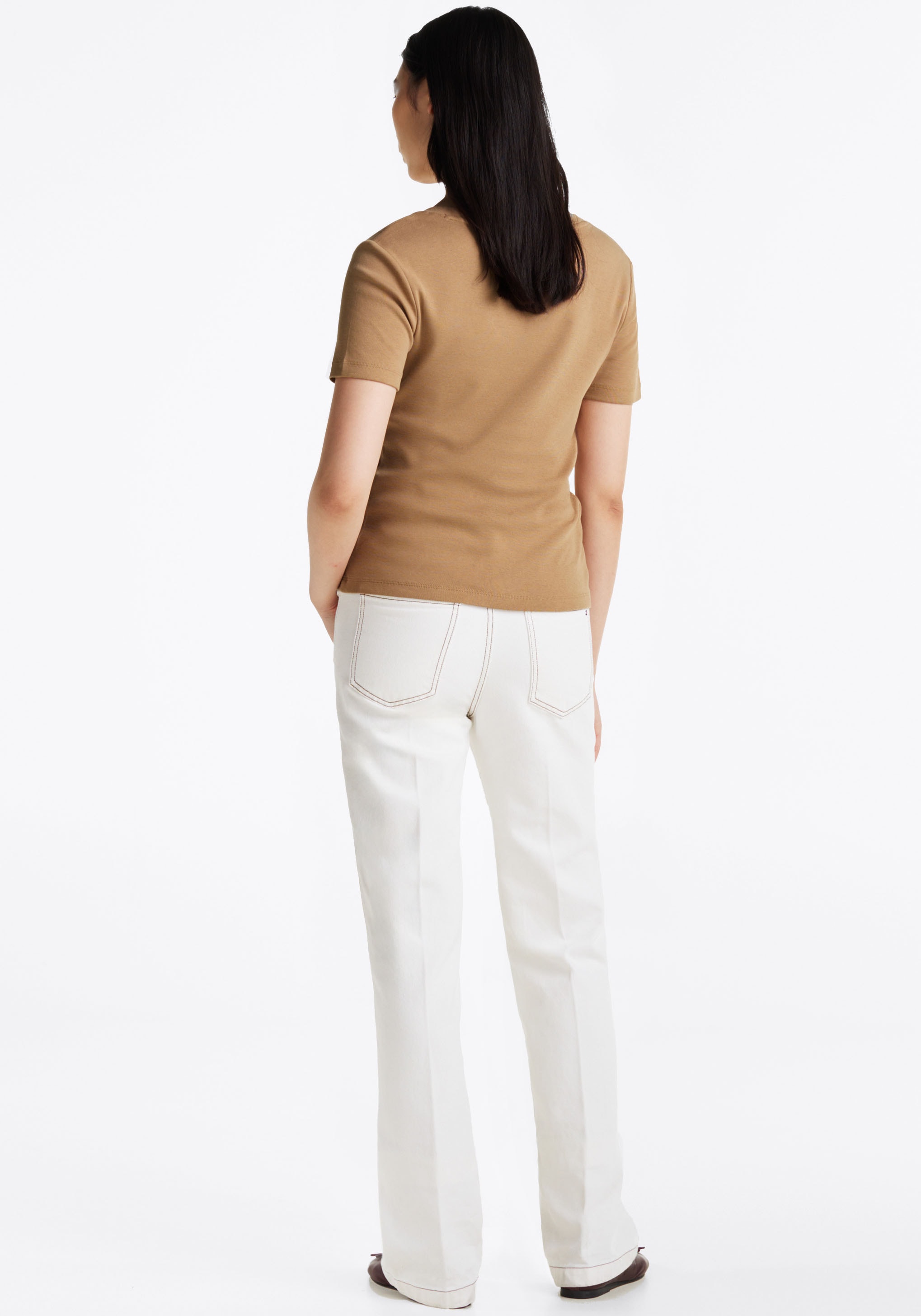 Tommy Hilfiger T-Shirt »SLIM CODY V-NK SS«, mit Logostickerei