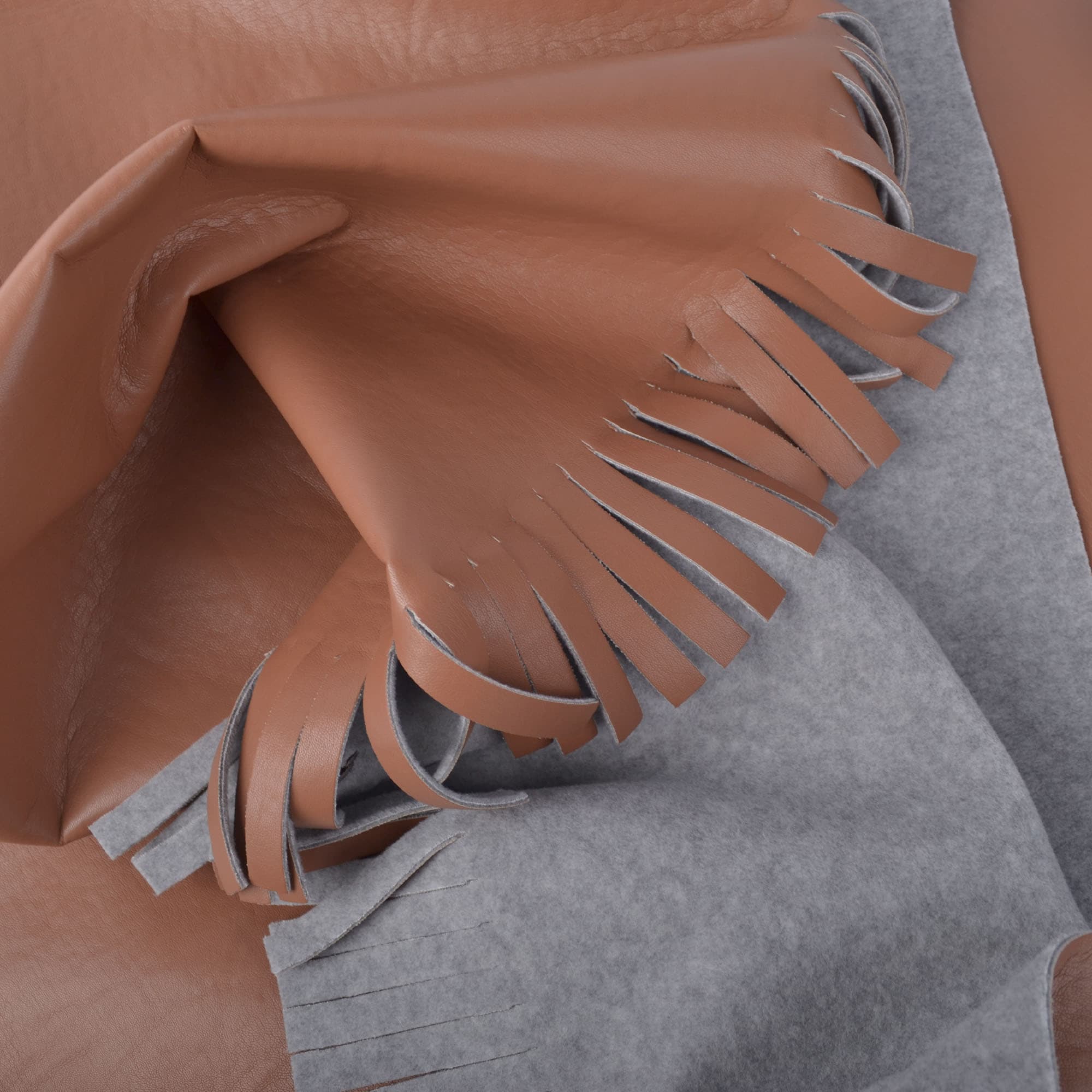 ZOEPPRITZ1828 Wohndecke »Soft-Vegan Fringe« edle Doubleface Kunstlederdecke