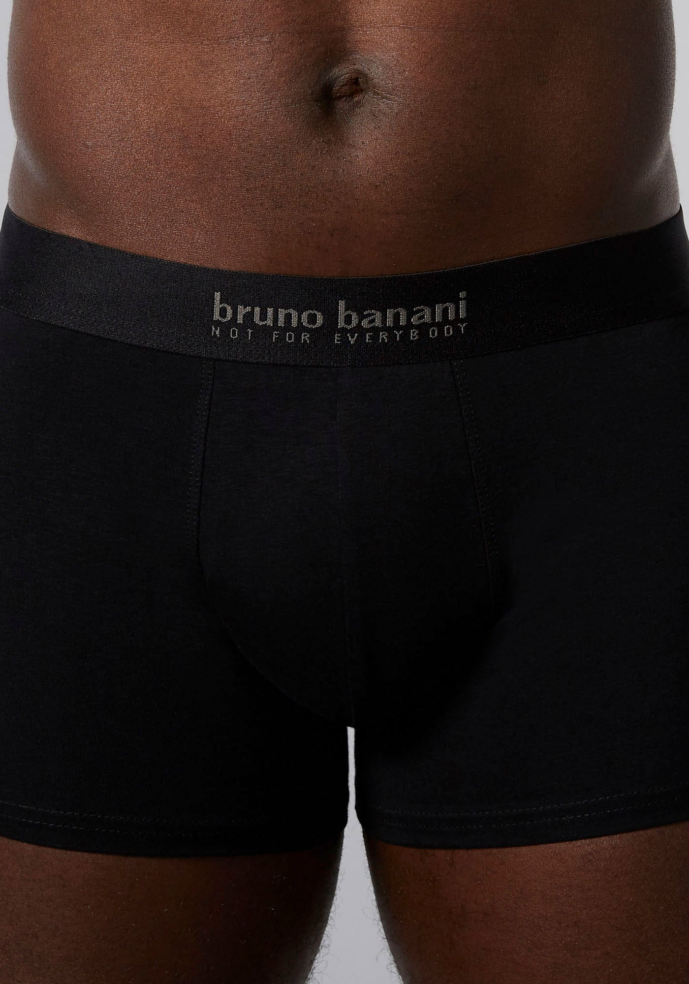 Bruno Banani Boxershorts »Short 3Pack Energy Cotton«, (Packung, 3er-Pack), mit Schriftzug am Bund