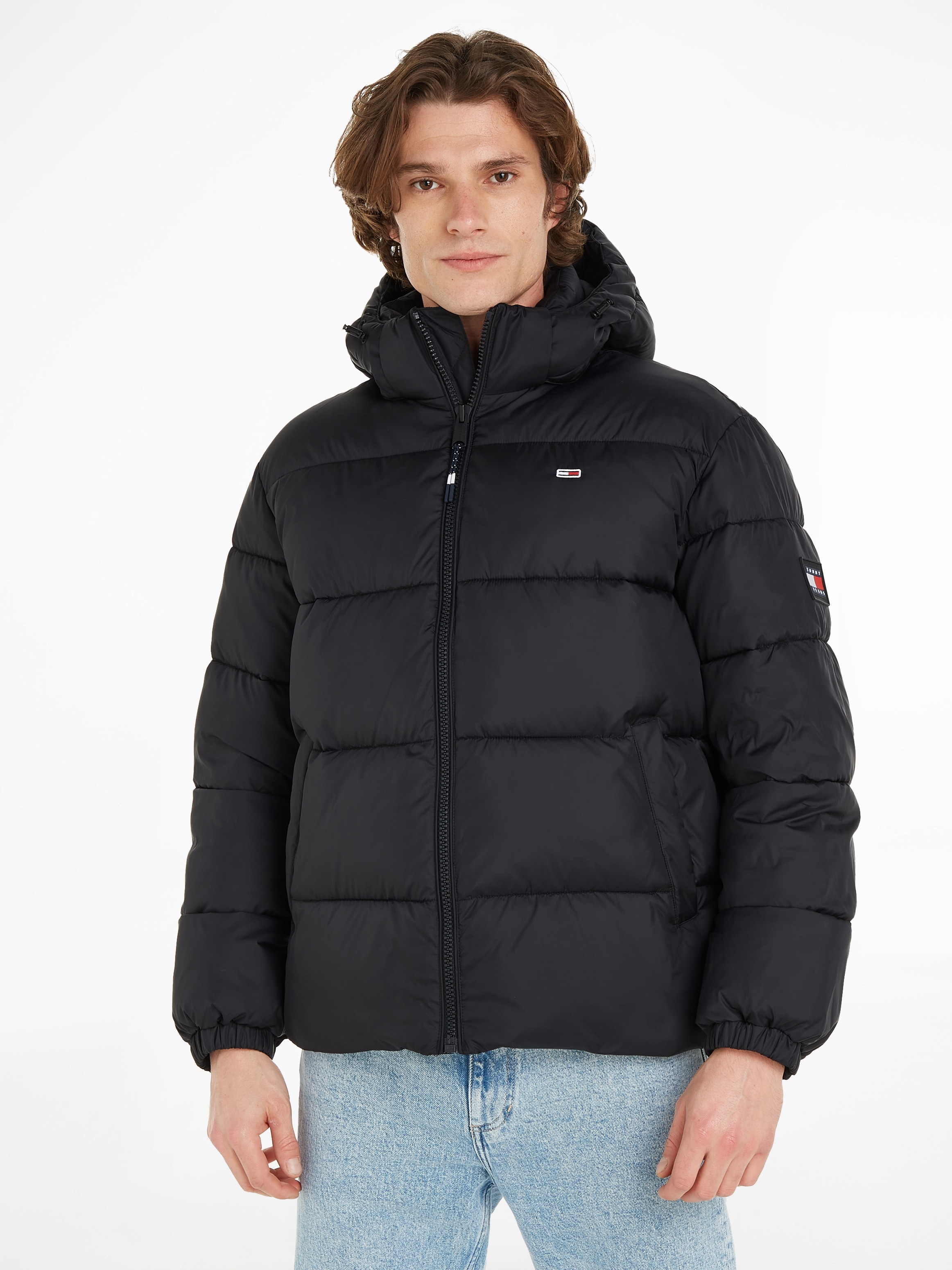 Tommy Jeans Steppjacke »TJM ESSENTIAL PUFFER JACKET«, mit Kapuze, mit Logoschriftzug in der Kapuze