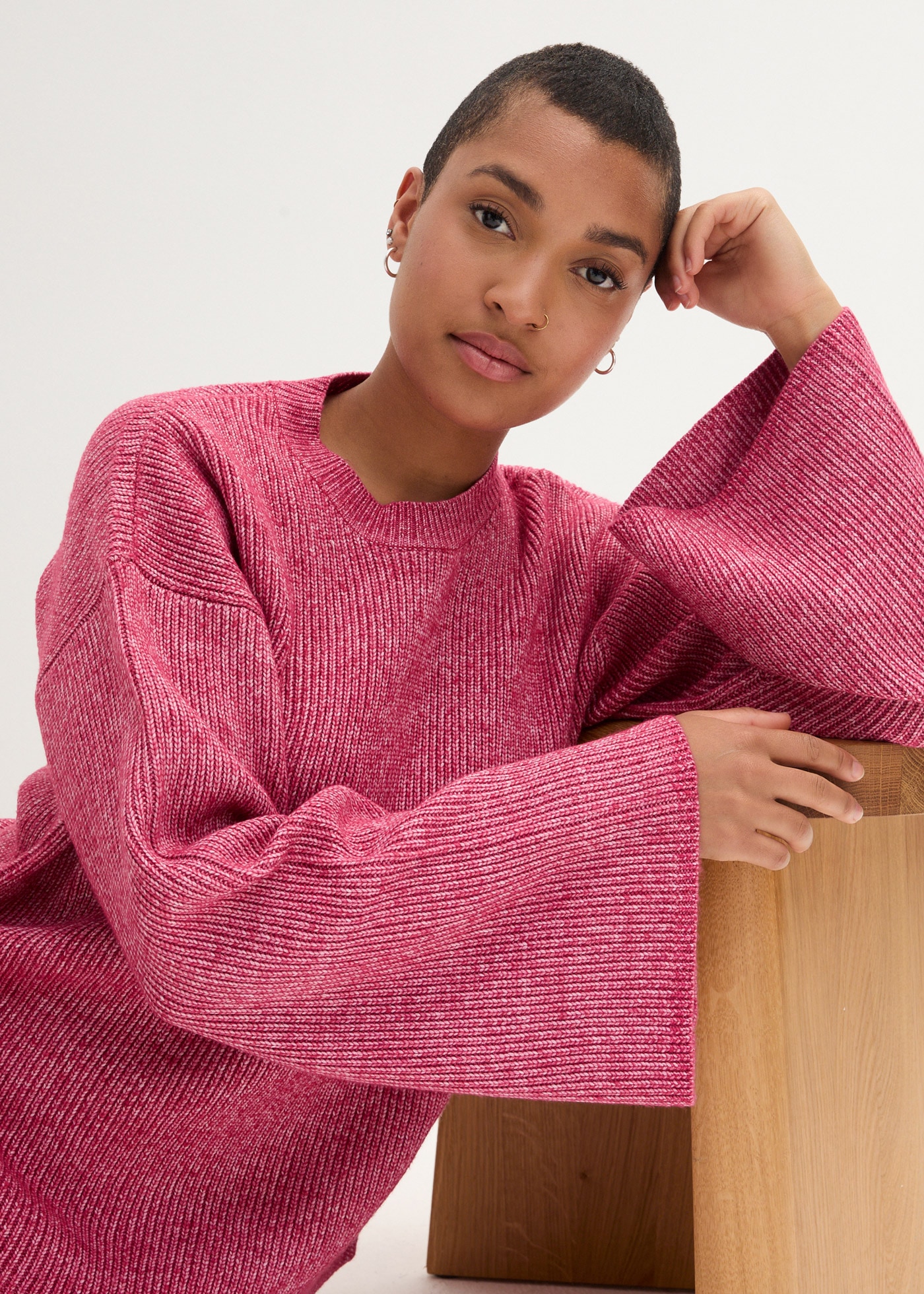 bonprix Strickpullover aus Polyester, mit Stehkragen, Oversize-Passform, feiner Rippstrick