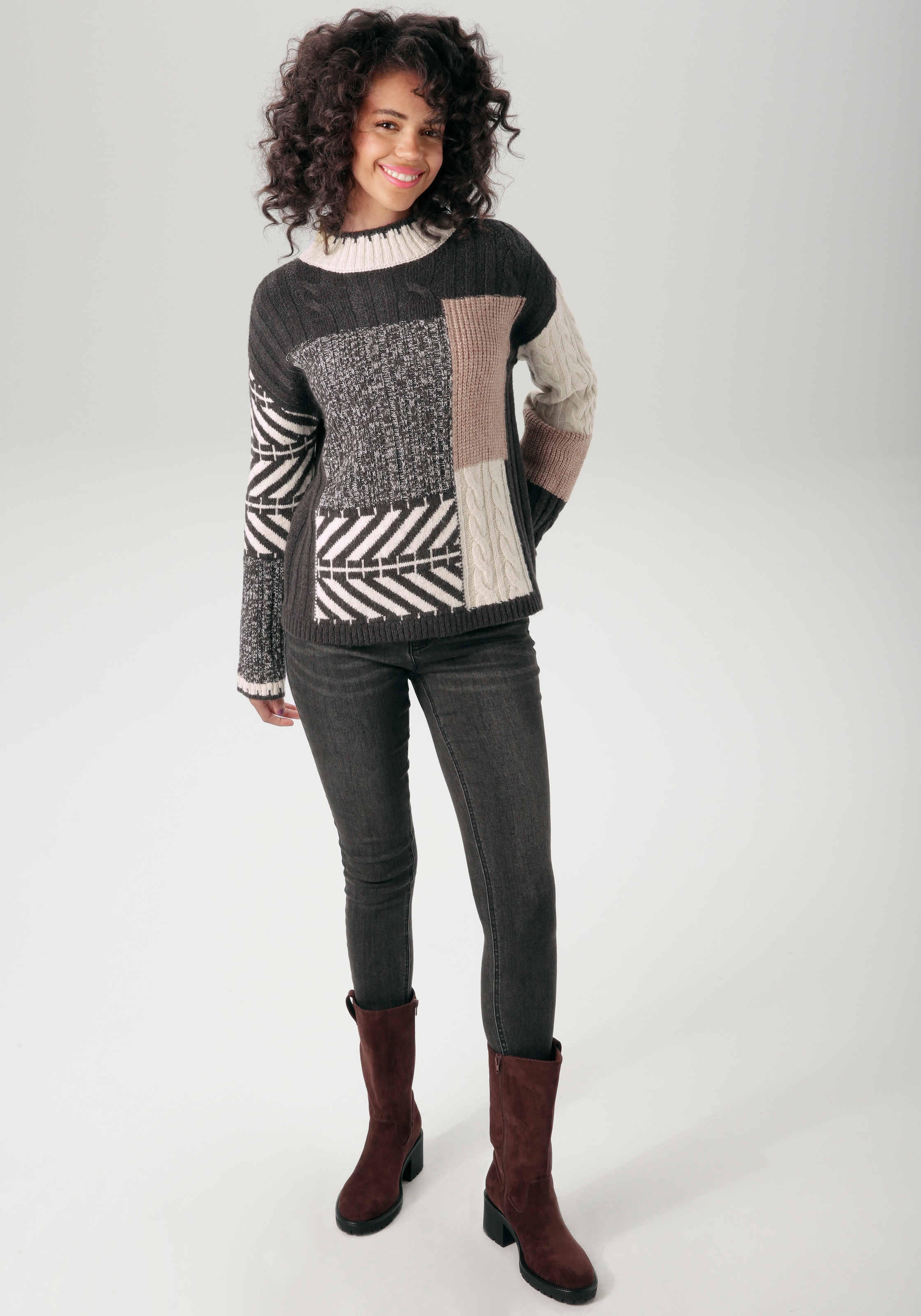 Aniston CASUAL Strickpullover im farbharmonischem Patch-Dessin