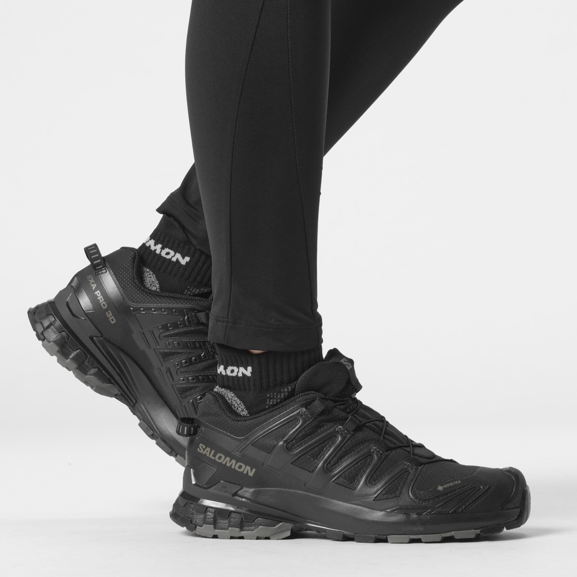 Salomon Trailrunningschuh »XA PRO 3D V9 GORE-TEX® W«, wasserdicht
